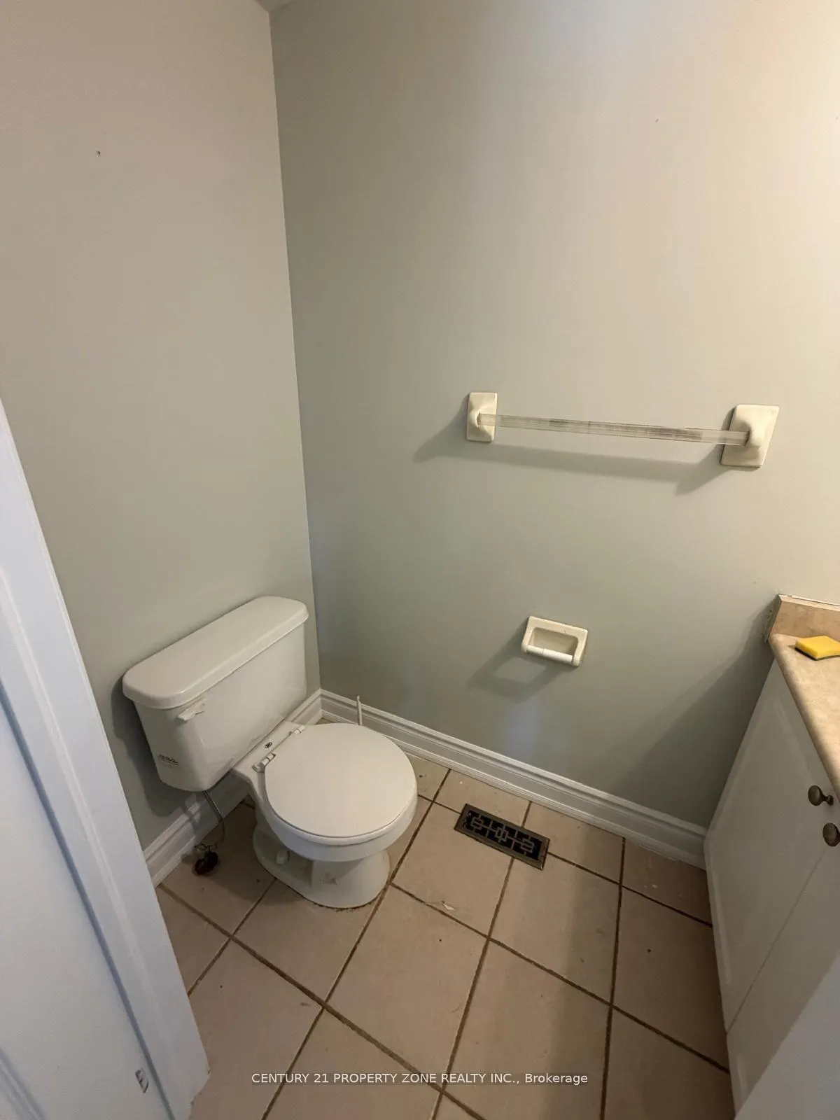 Photo 10 of 42 Patrick Drive, Barrie, Painswick South — HOMEH