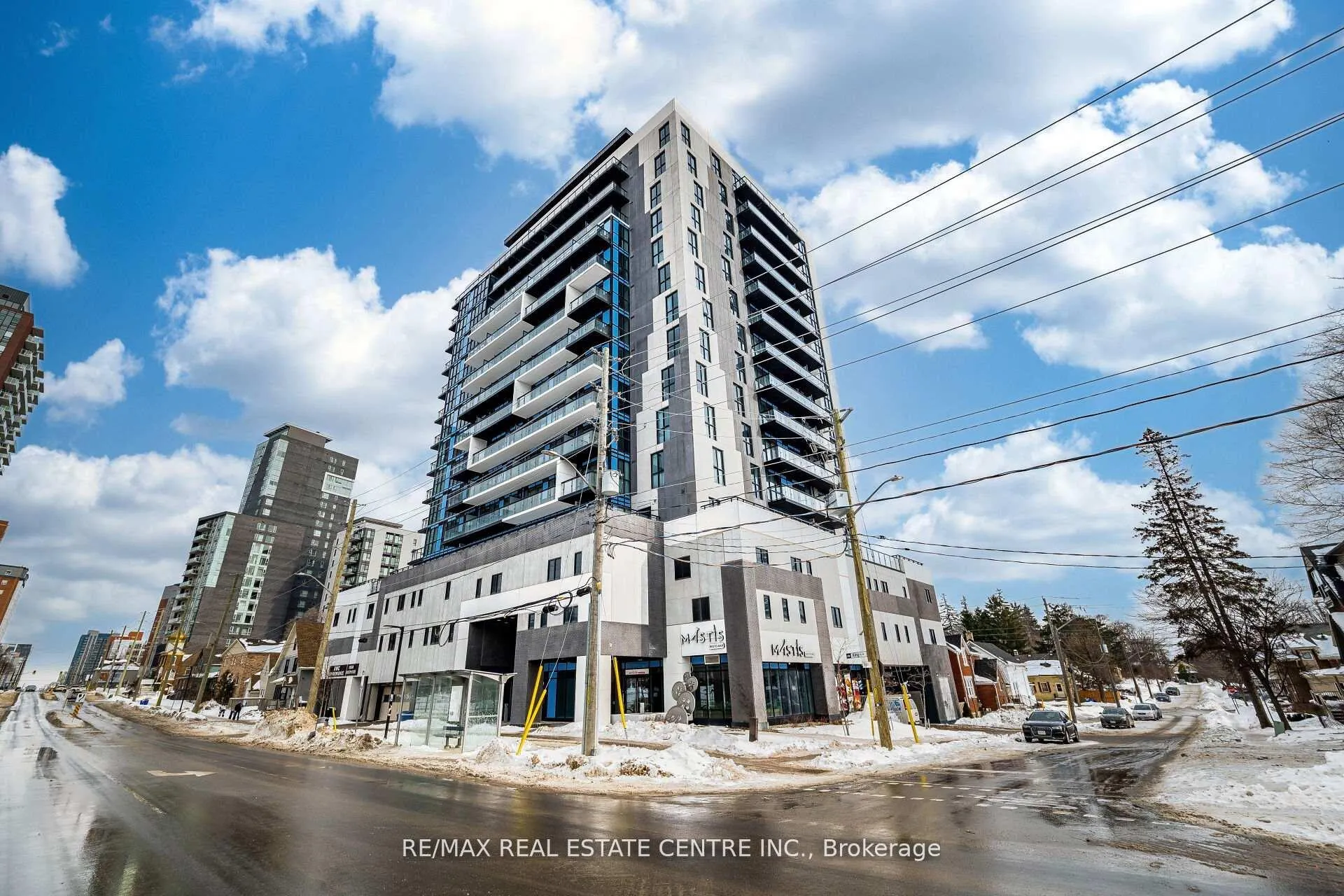 Front of Unit 1007, 128 King Street N