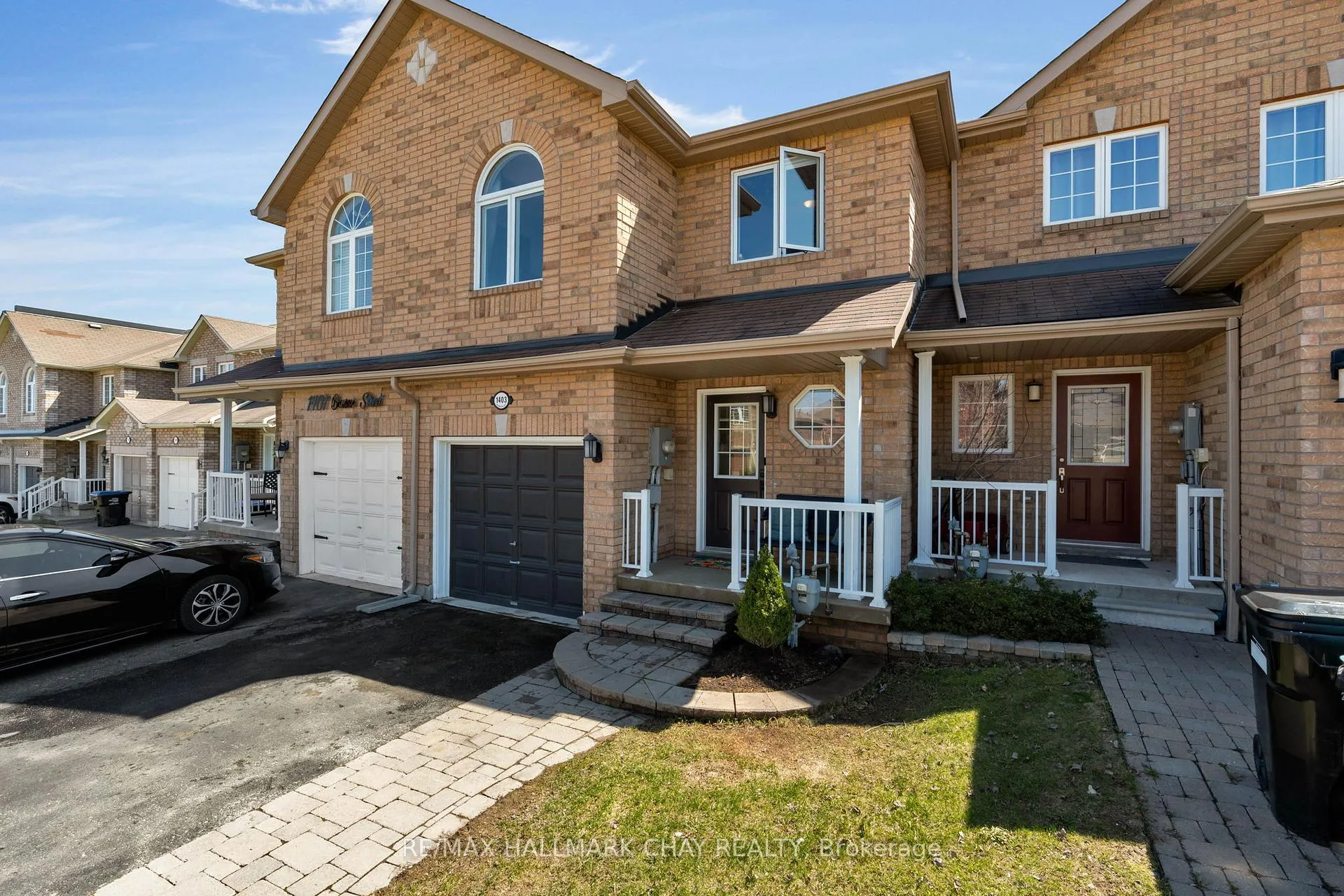 Photo 2 of 1403 Benson Street, Innisfil, Alcona — HOMEH