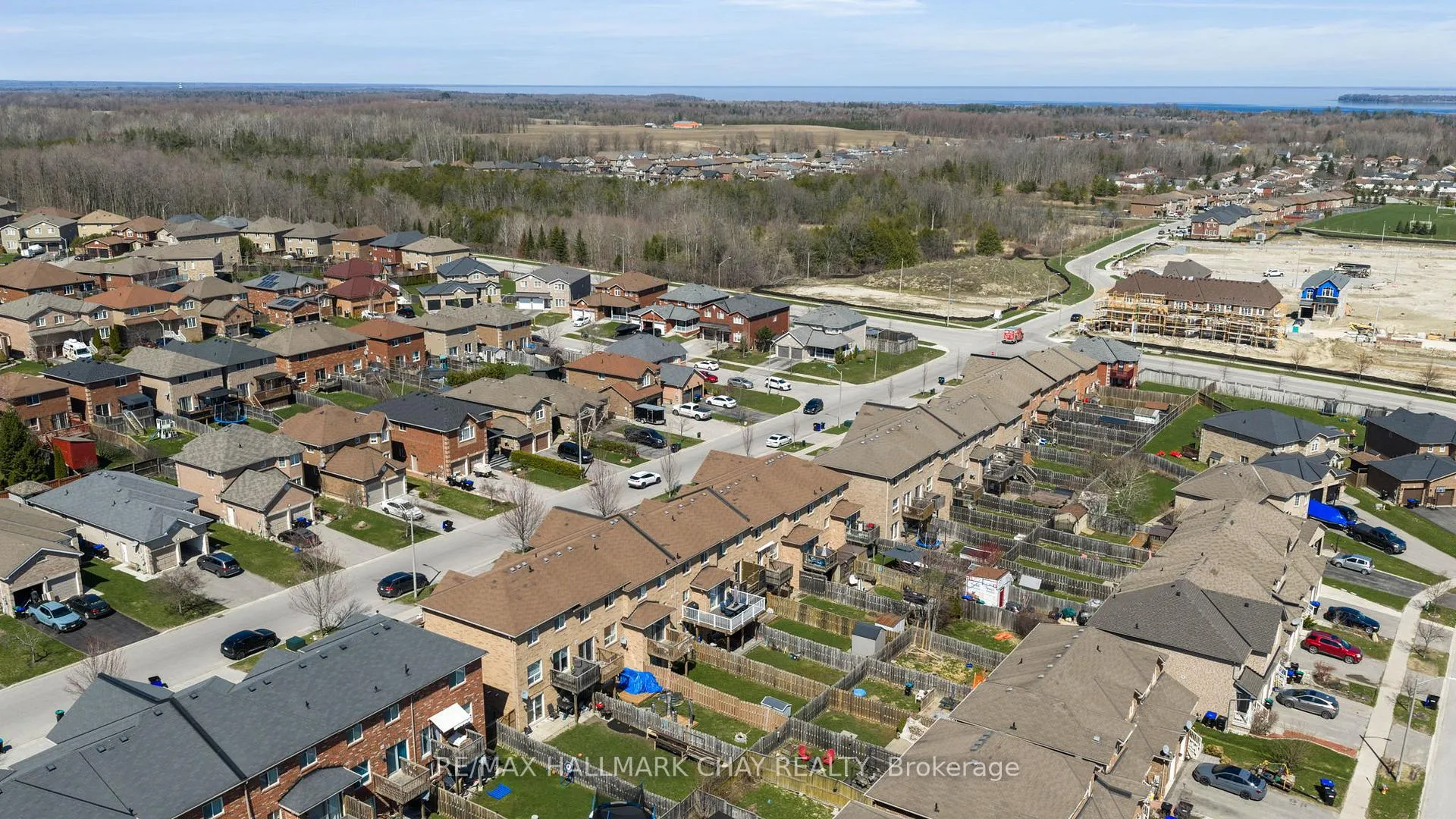 Photo 26 of 1403 Benson Street, Innisfil, Alcona — HOMEH