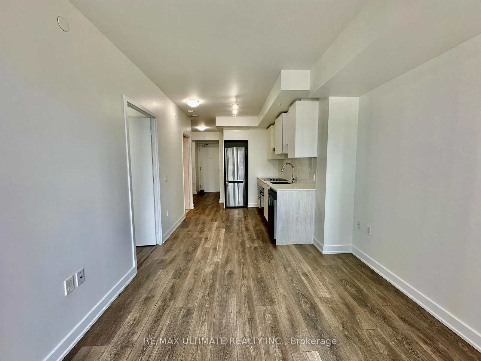 Photo 5 of Unit 1211, 195 Redpath Avenue, Toronto, Mount Pleasant West — HOMEH