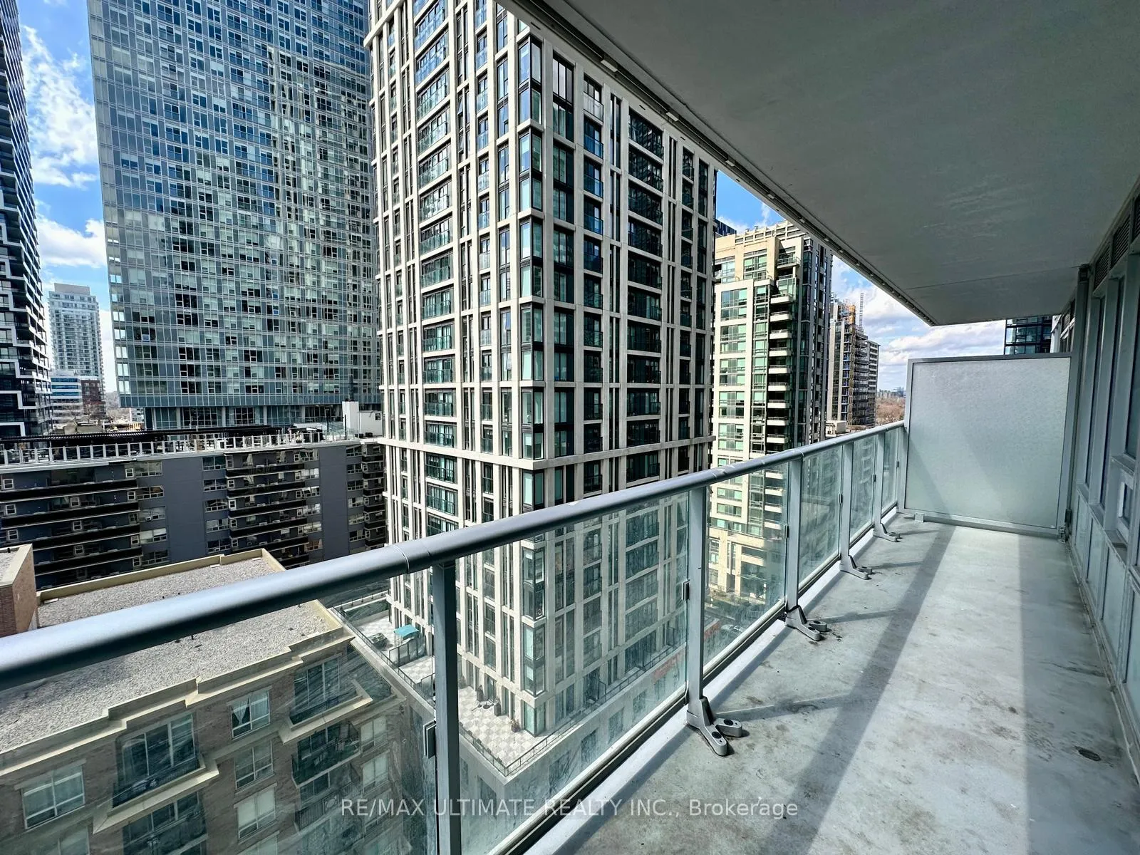Photo 25 of Unit 1211, 195 Redpath Avenue, Toronto, Mount Pleasant West — HOMEH