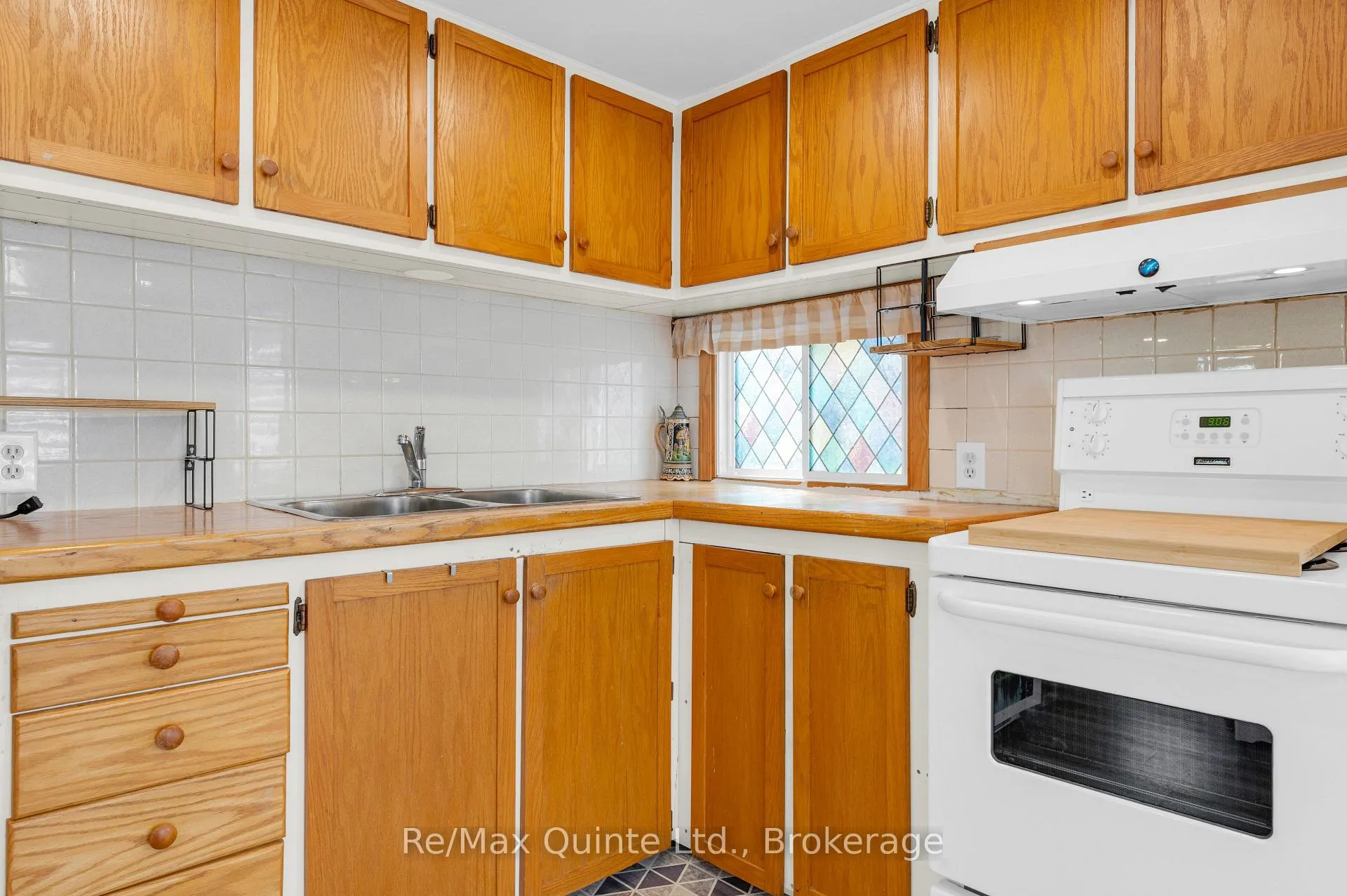Photo 8 of Unit 31, 311 Dundas Street E, Quinte West, Trenton Ward — HOMEH