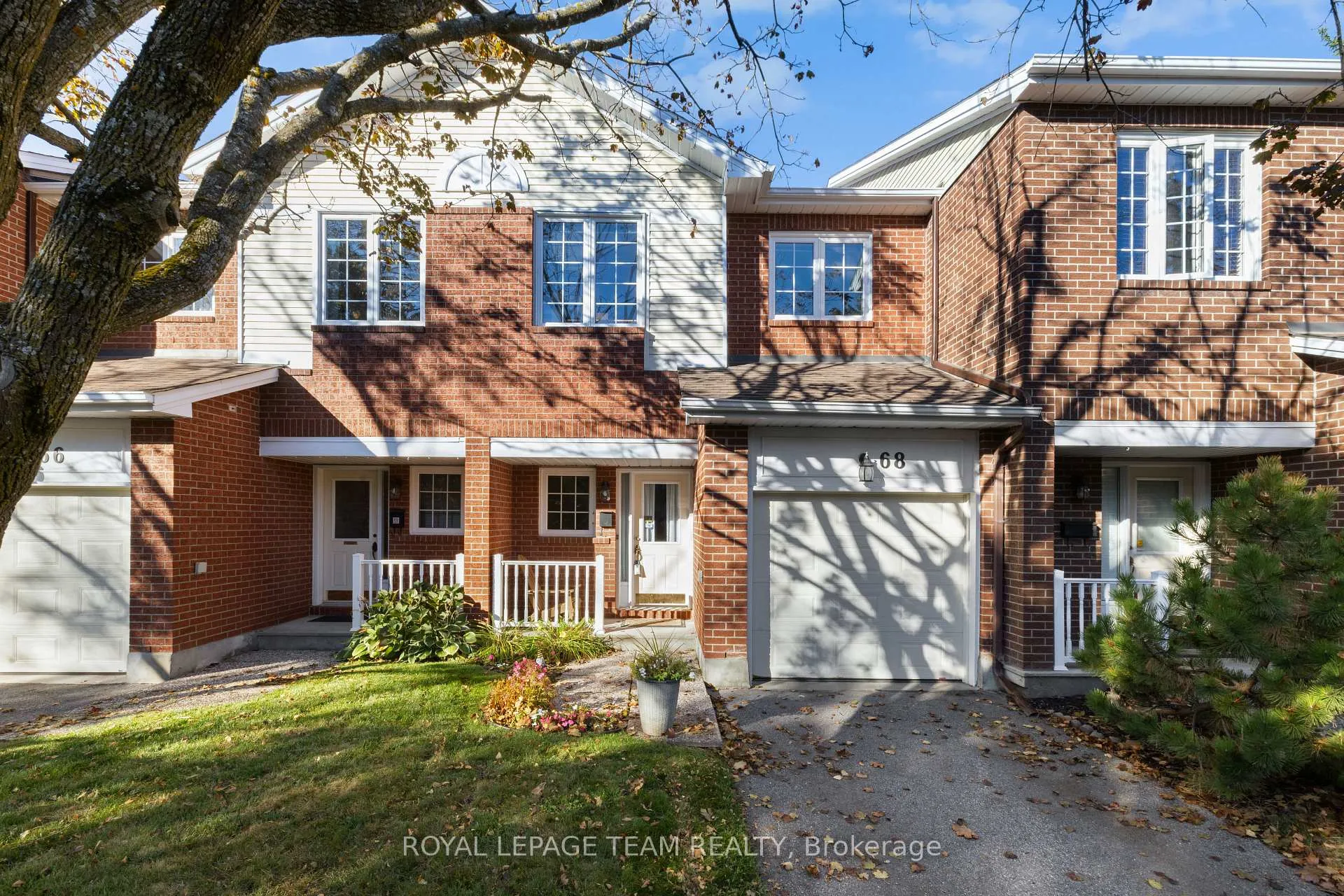 Front of Unit 31, 68 Grandcourt Drive