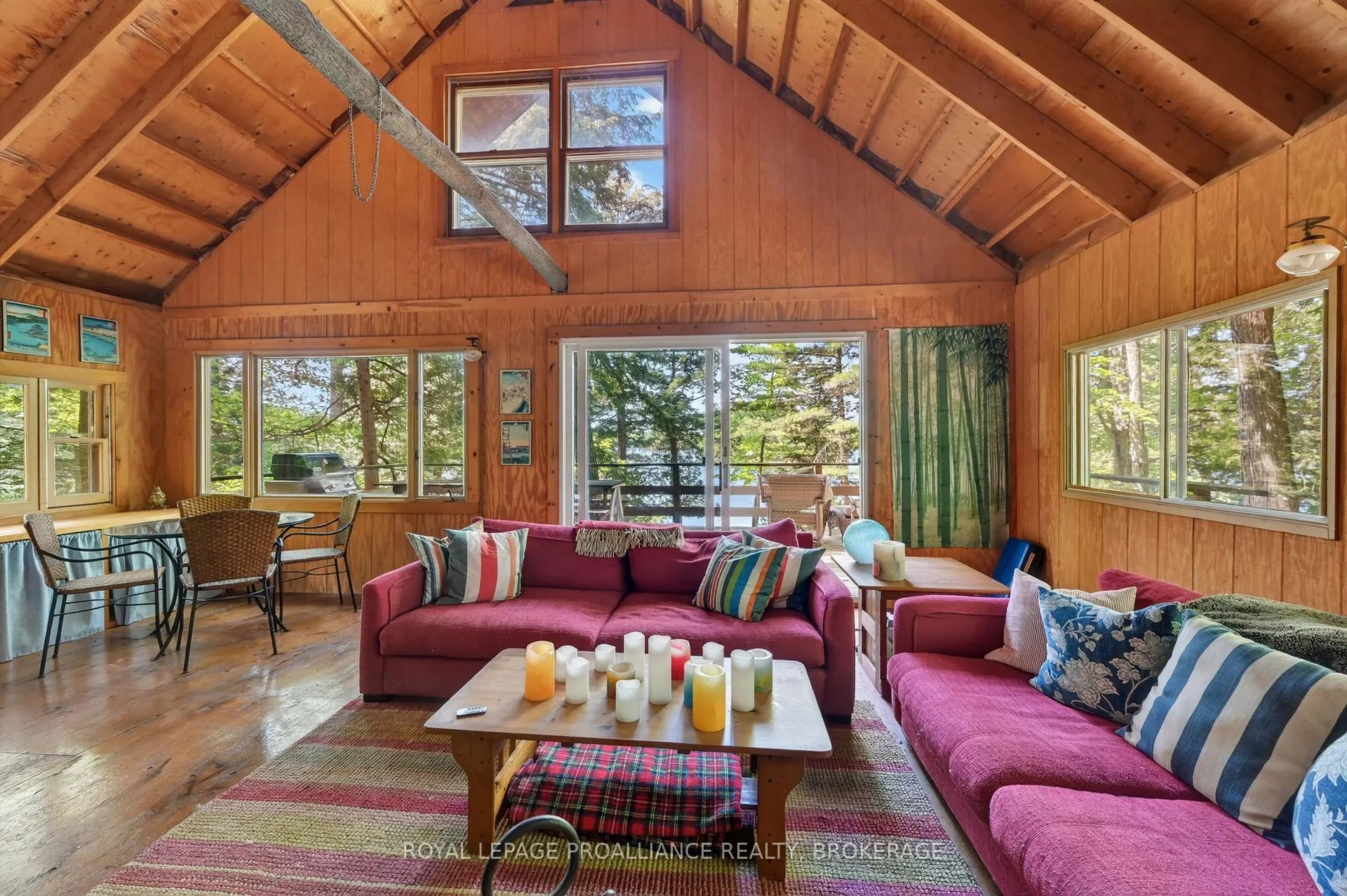 Photo 7 of 1147 Shadow Lane, Frontenac, Frontenac South — HOMEH