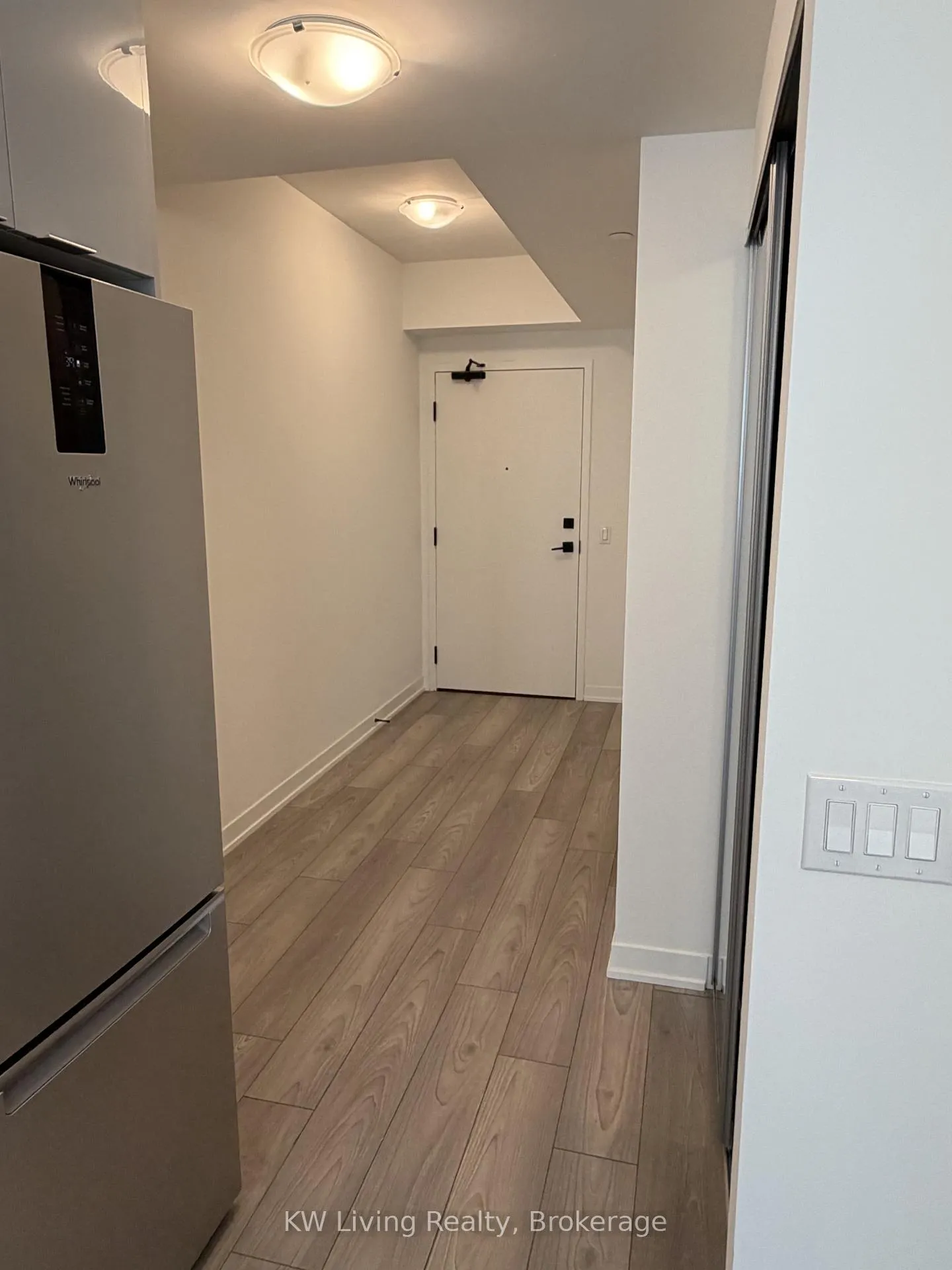 Photo 2 of Unit 1322, 498 Caldari Road, Vaughan, Concord — HOMEH