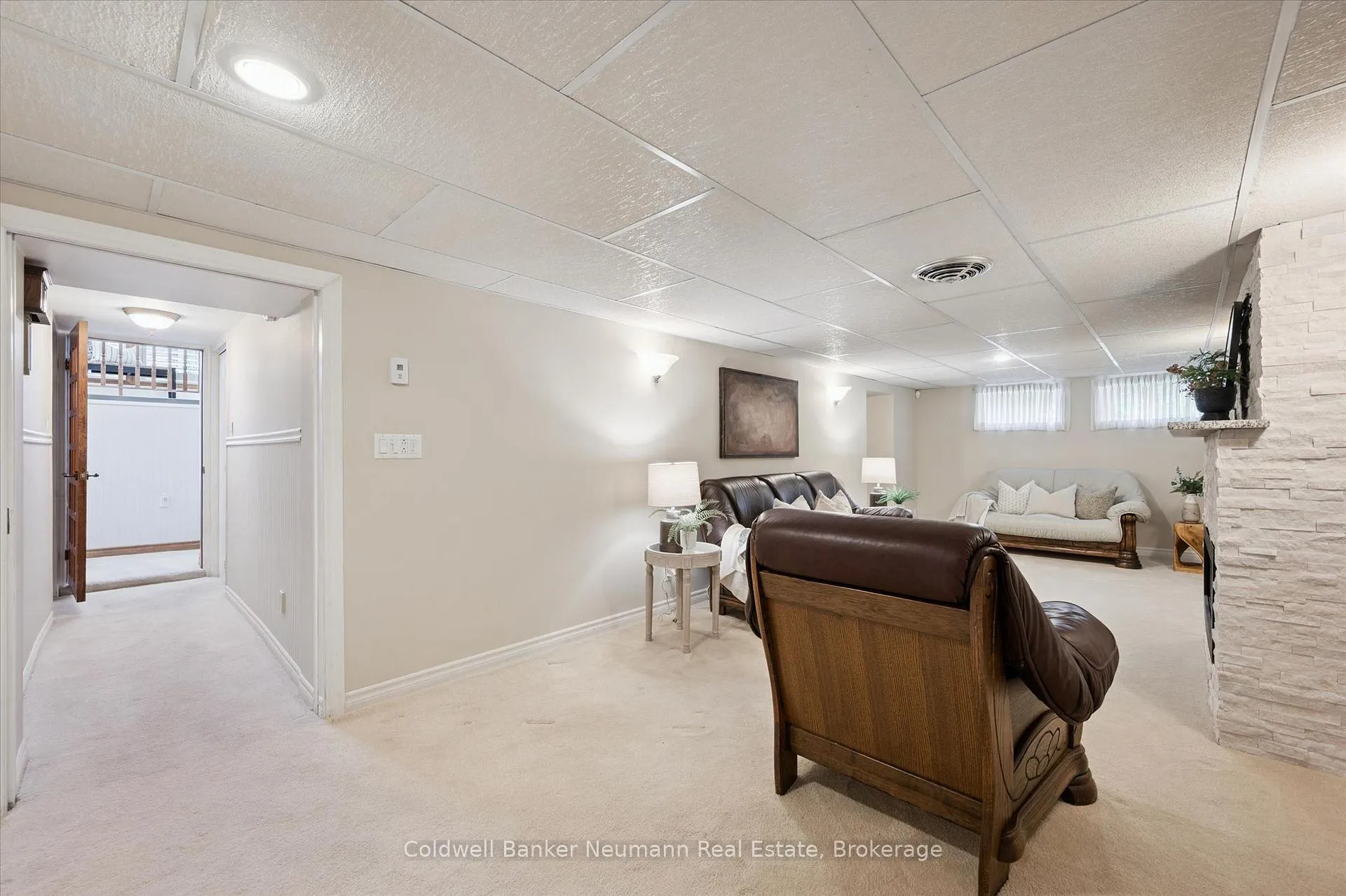 Photo 23 of 9 Ottawa Crescent, Guelph, St. George's — HOMEH