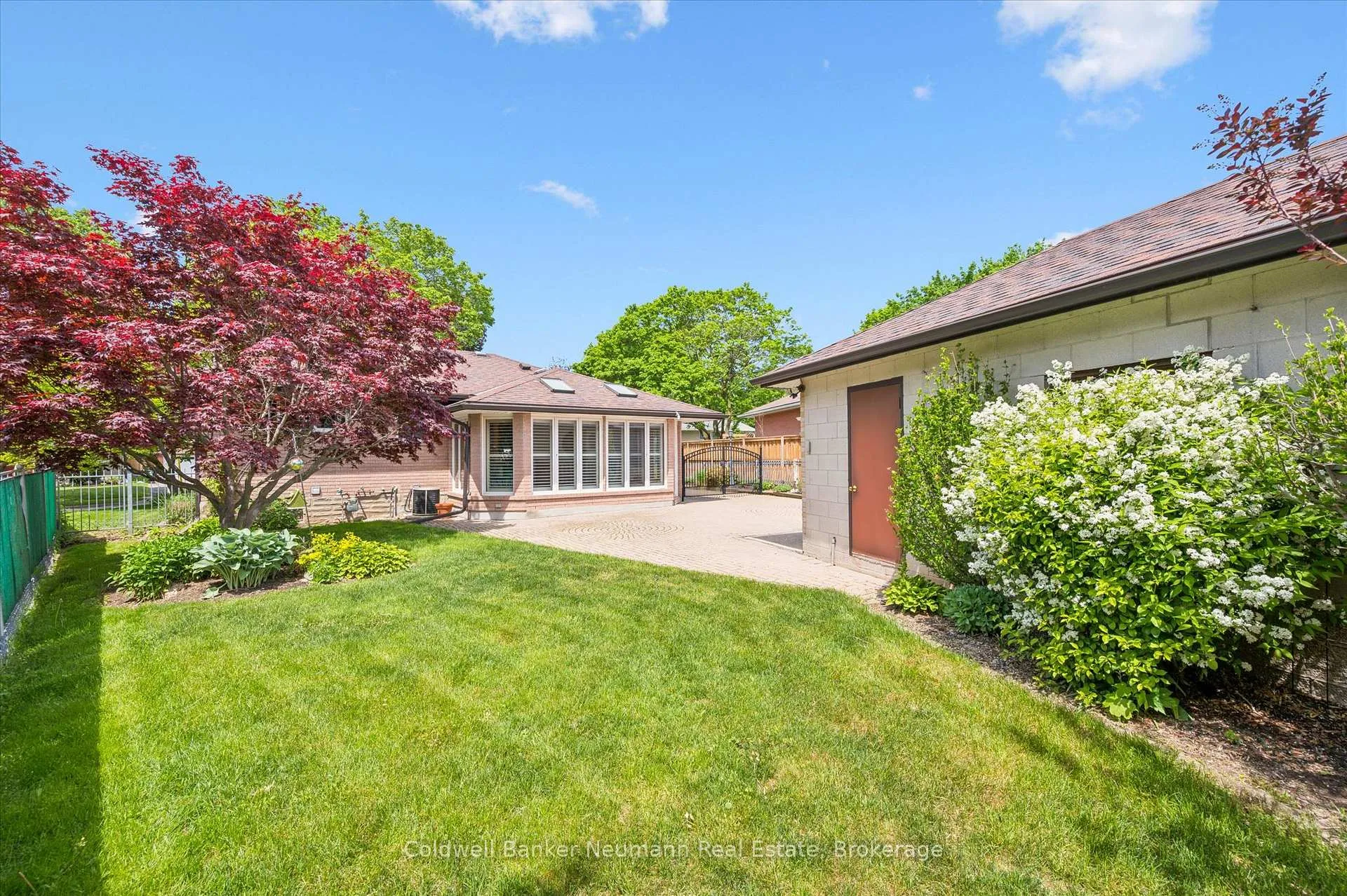 Photo 33 of 9 Ottawa Crescent, Guelph, St. George's — HOMEH