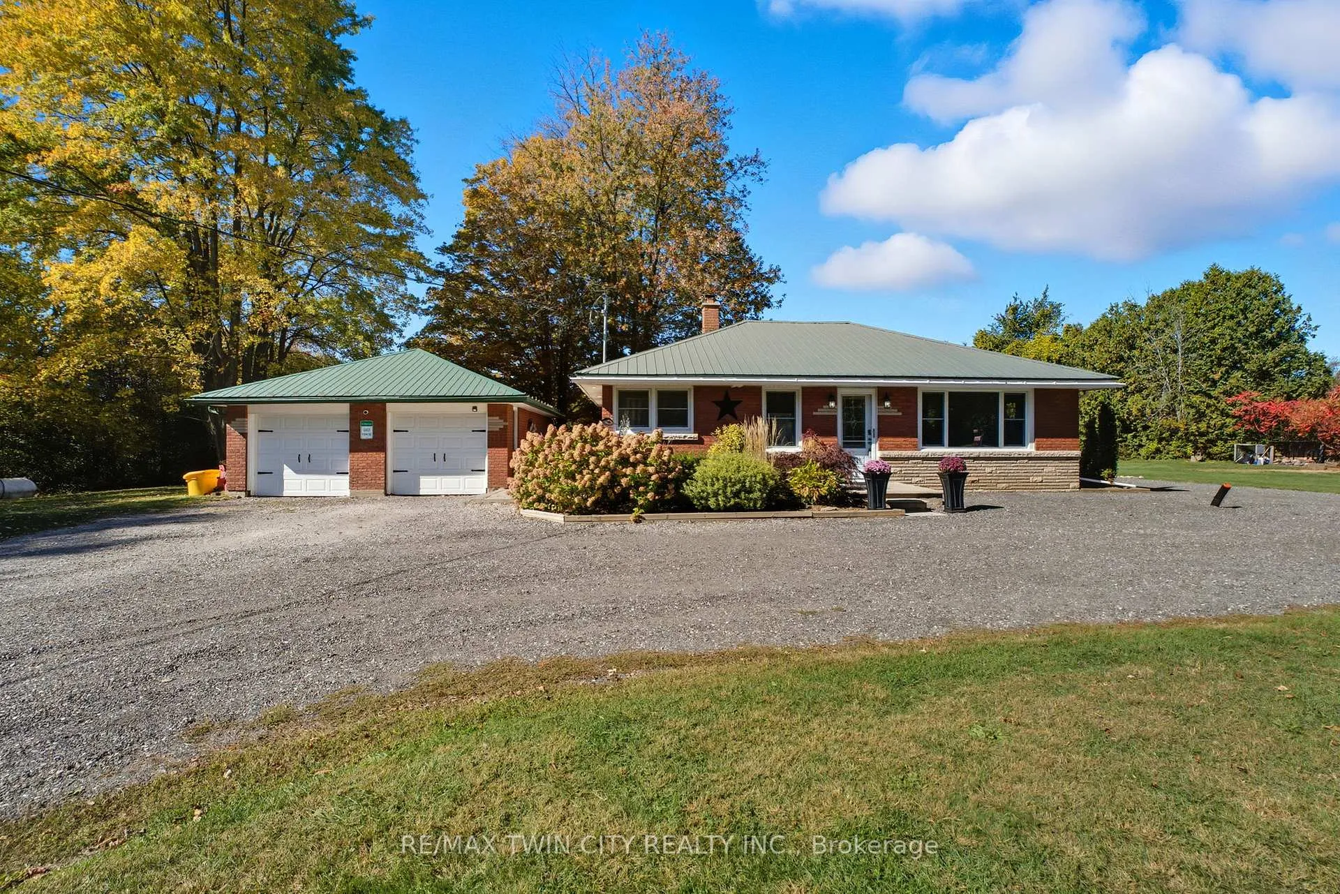Photo 4 of 1822 Spragues Road, North Dumfries — HOMEH