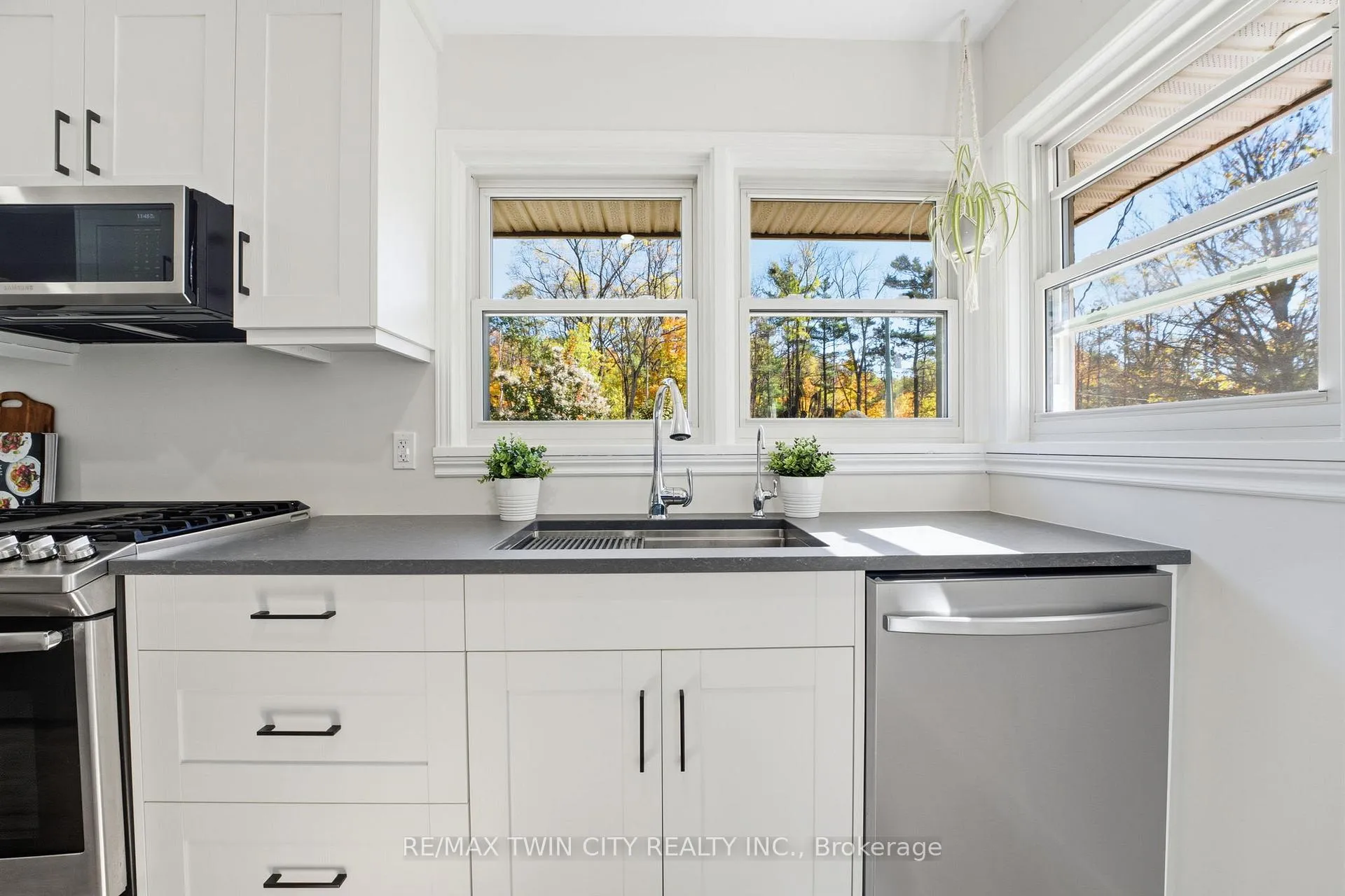 Photo 12 of 1822 Spragues Road, North Dumfries — HOMEH