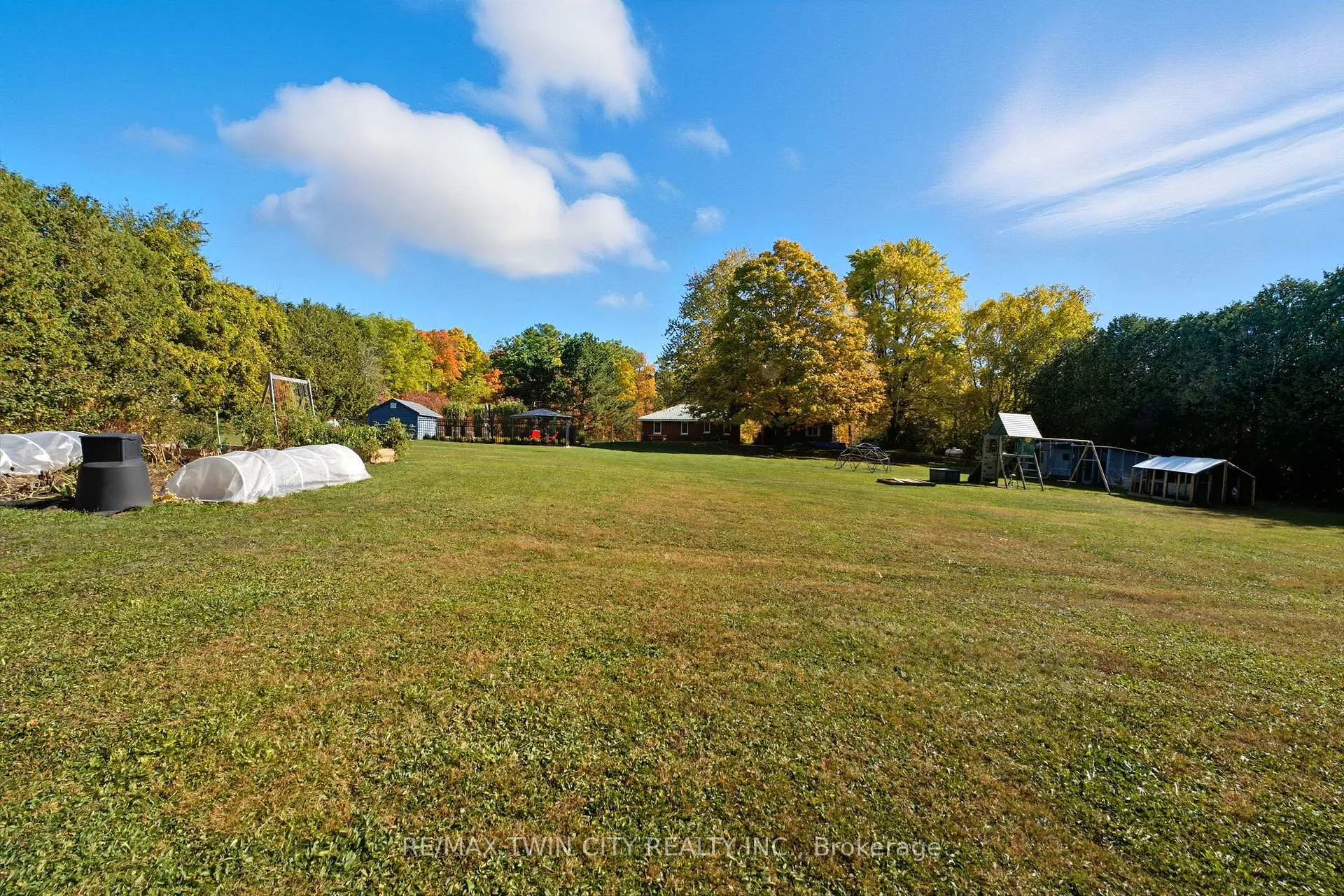 Photo 31 of 1822 Spragues Road, North Dumfries — HOMEH