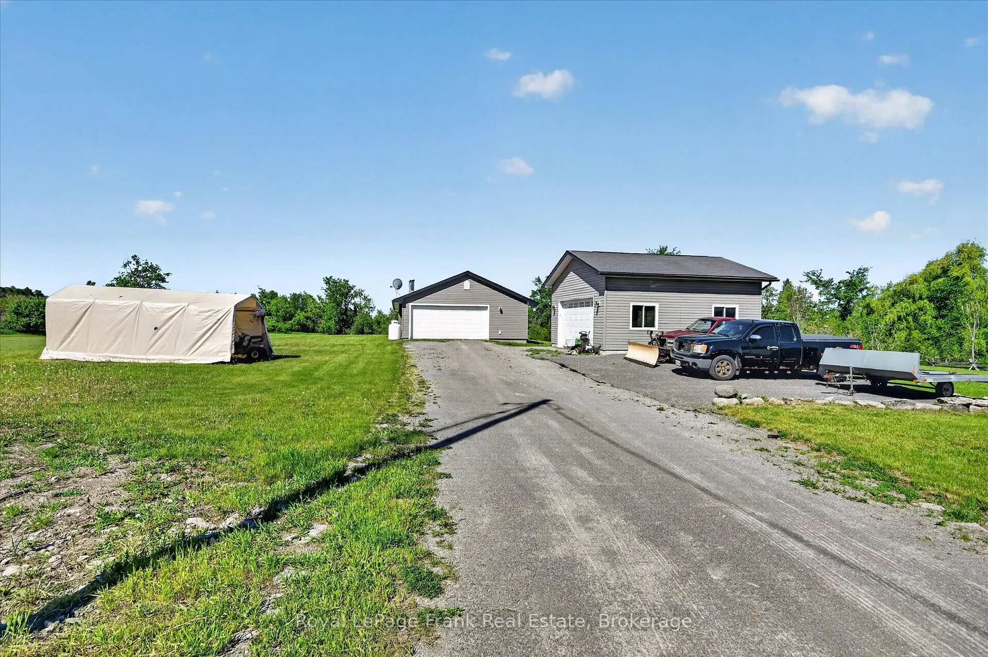 Photo 3 of 394 7th Line Road, Douro-Dummer — HOMEH