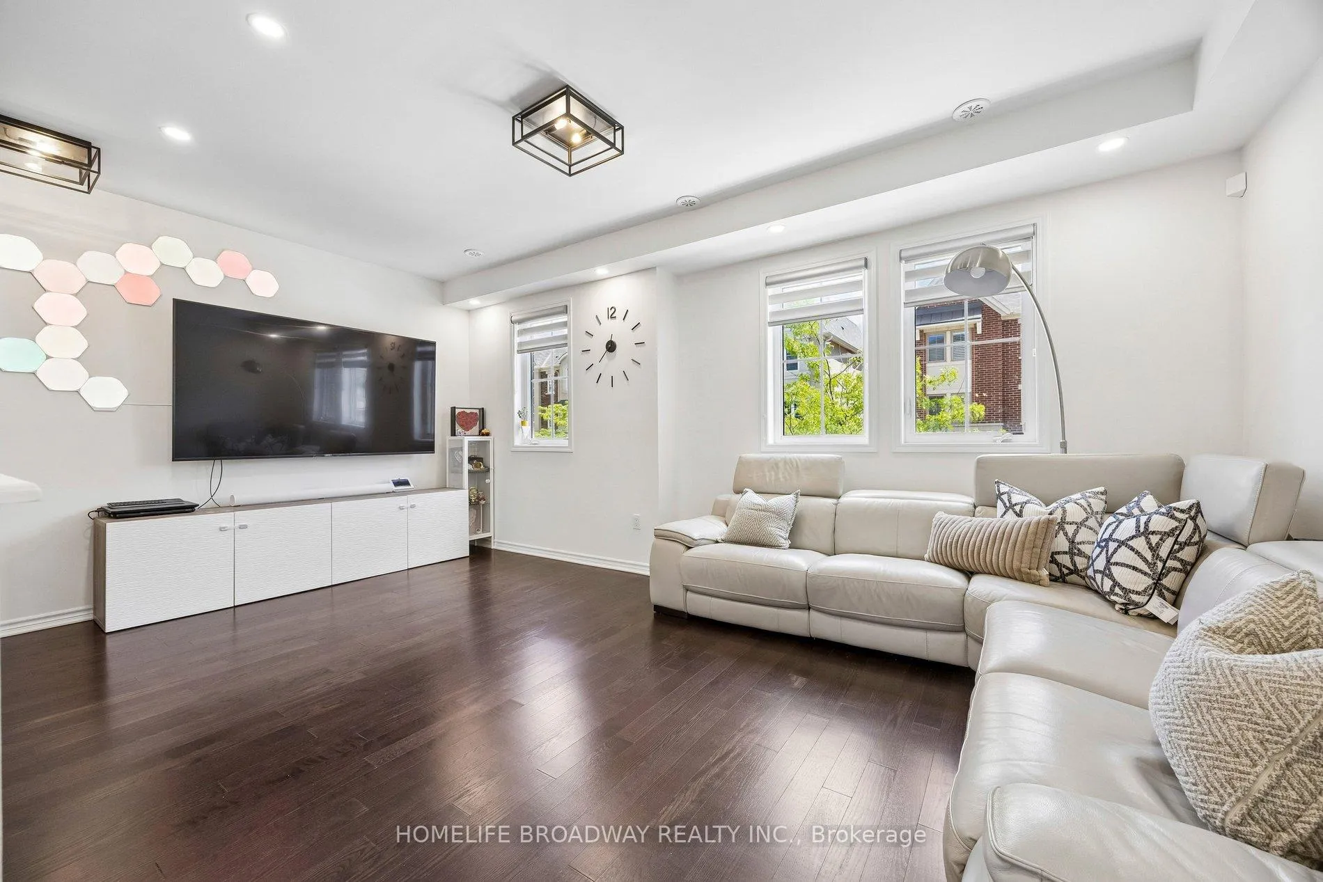 Photo 9 of 12 Thomas Swanson Street, Markham, Cornell — HOMEH