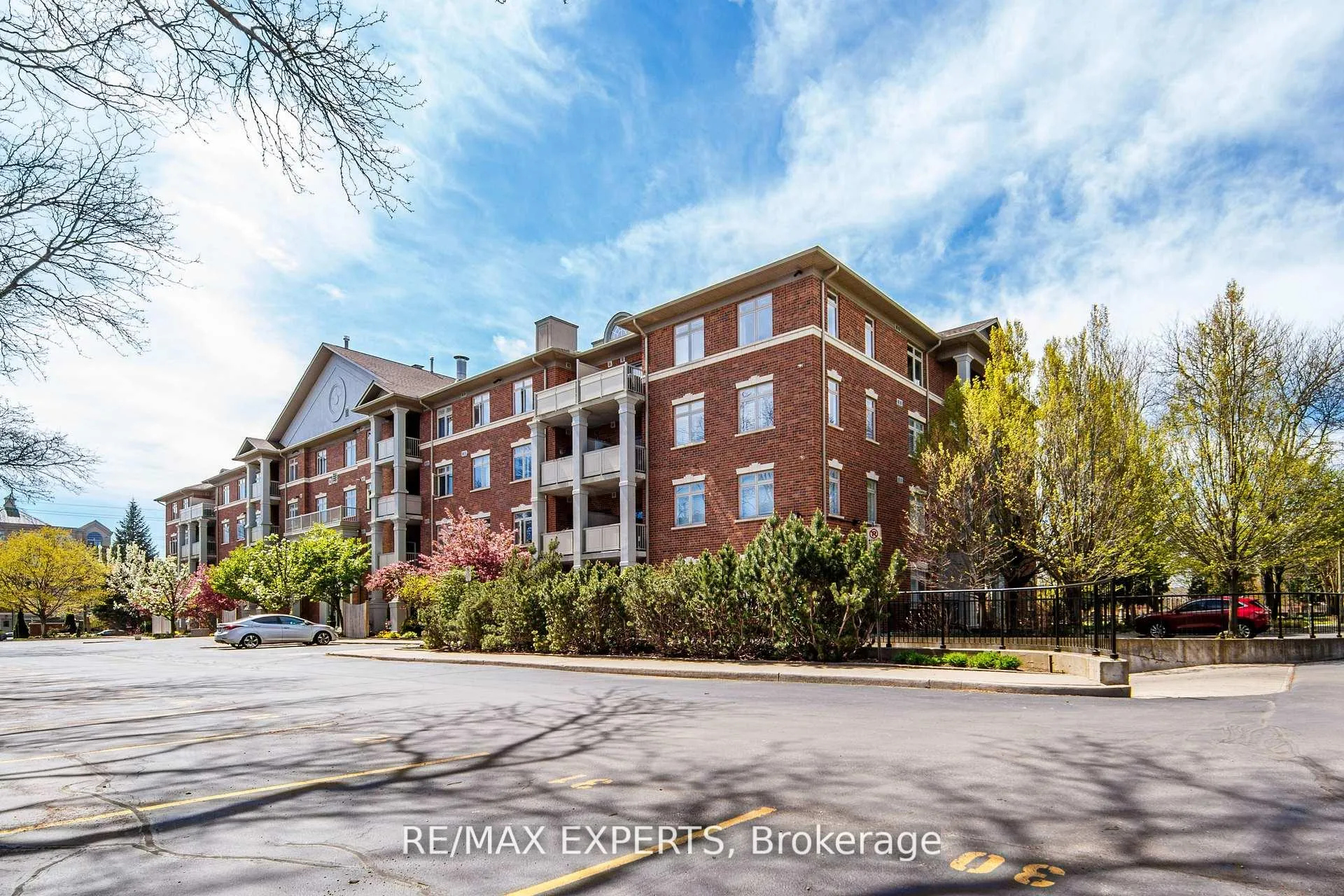 Front of Unit 102, 391 Plains Road E