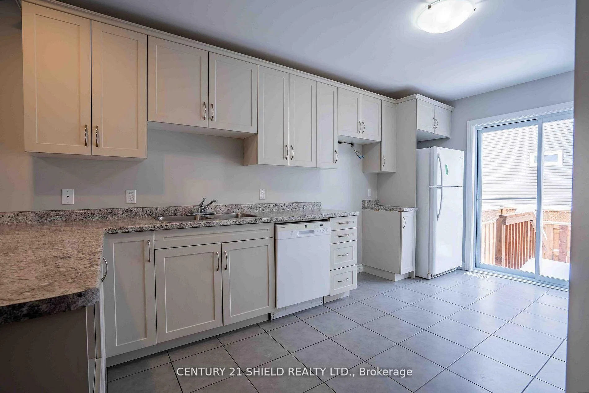 Photo 5 of 223 Third Street W, Cornwall — HOMEH