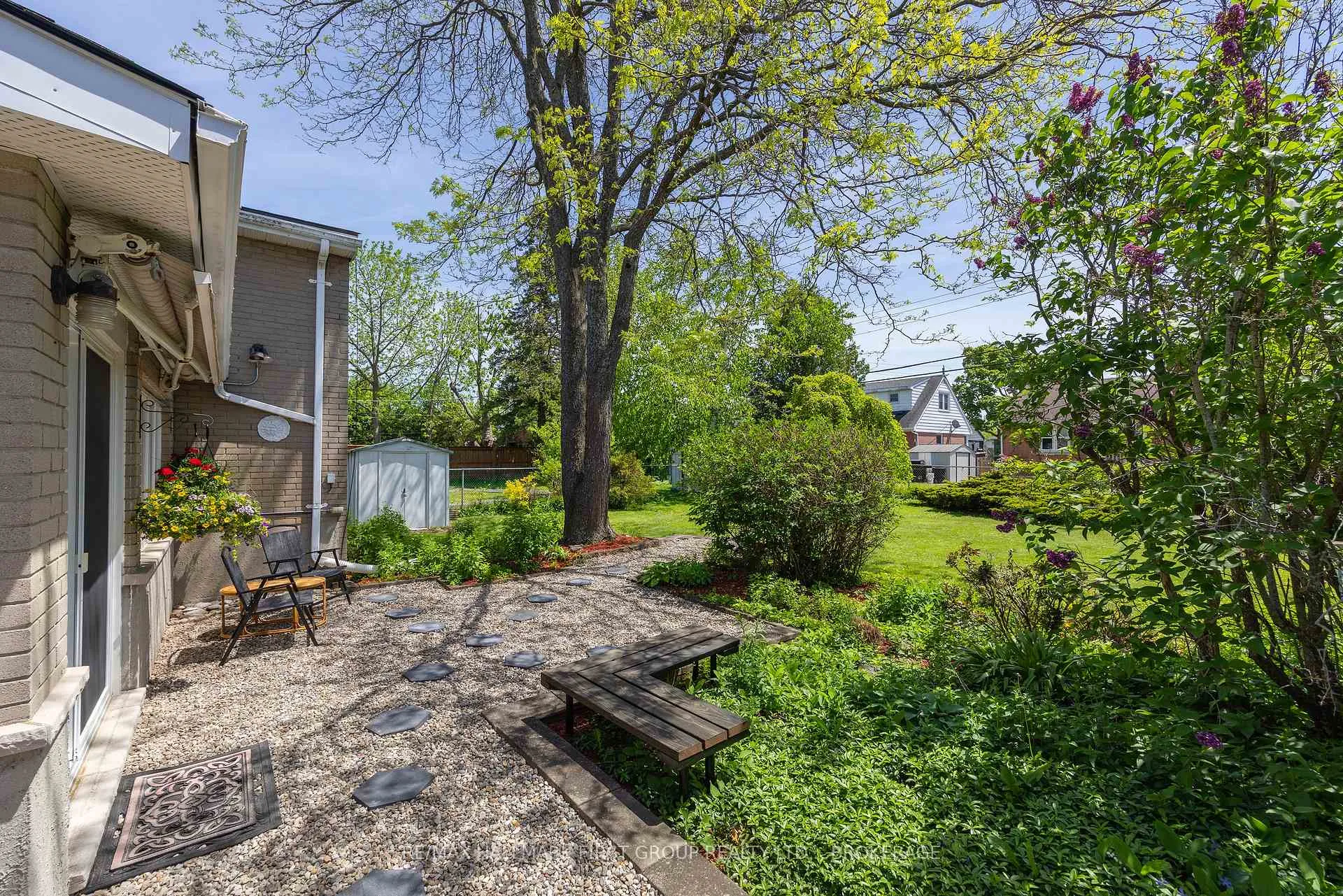 Photo 4 of 184 Kirkpatrick Street, Kingston, East of Sir John A. Blvd — HOMEH