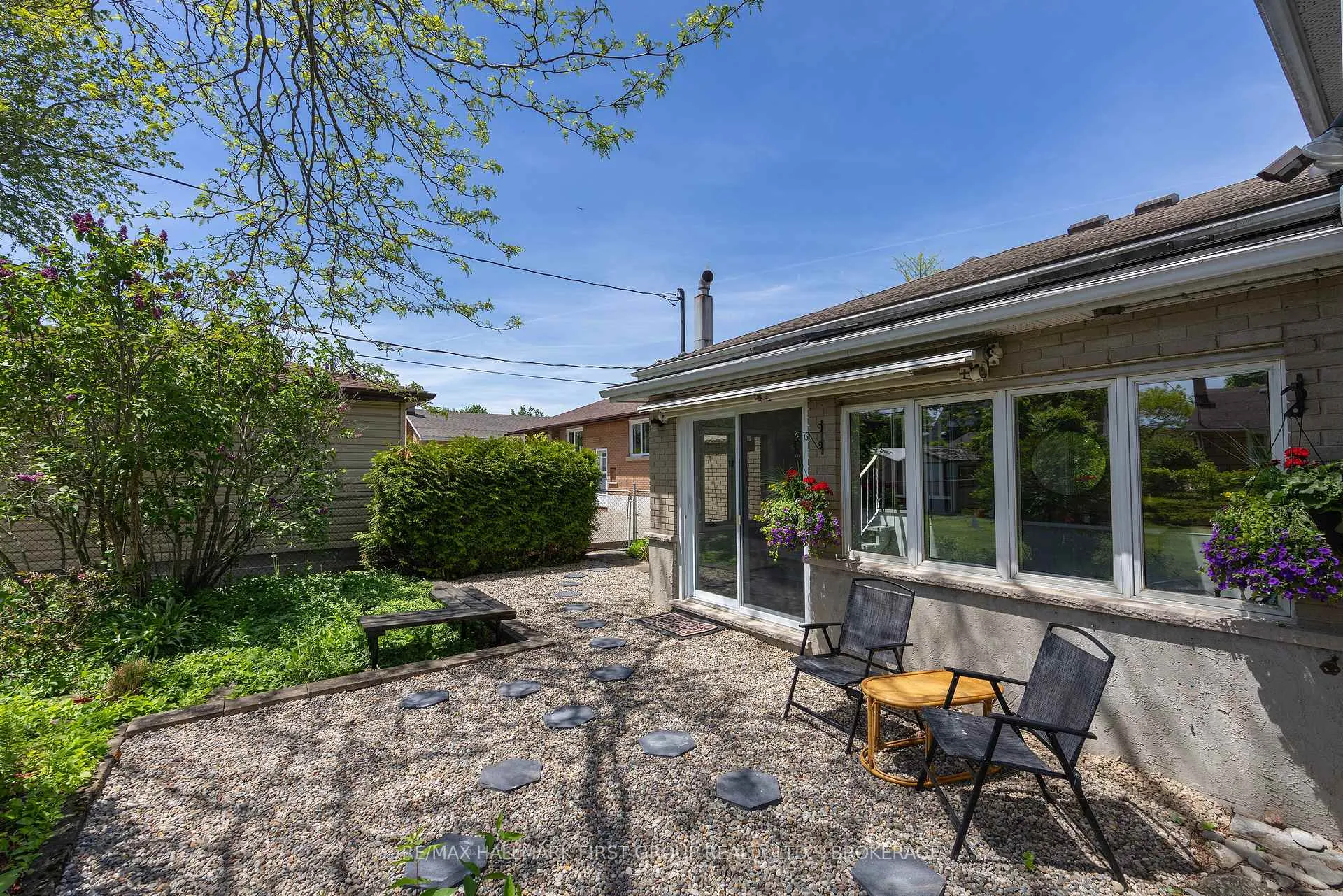 Photo 34 of 184 Kirkpatrick Street, Kingston, East of Sir John A. Blvd — HOMEH