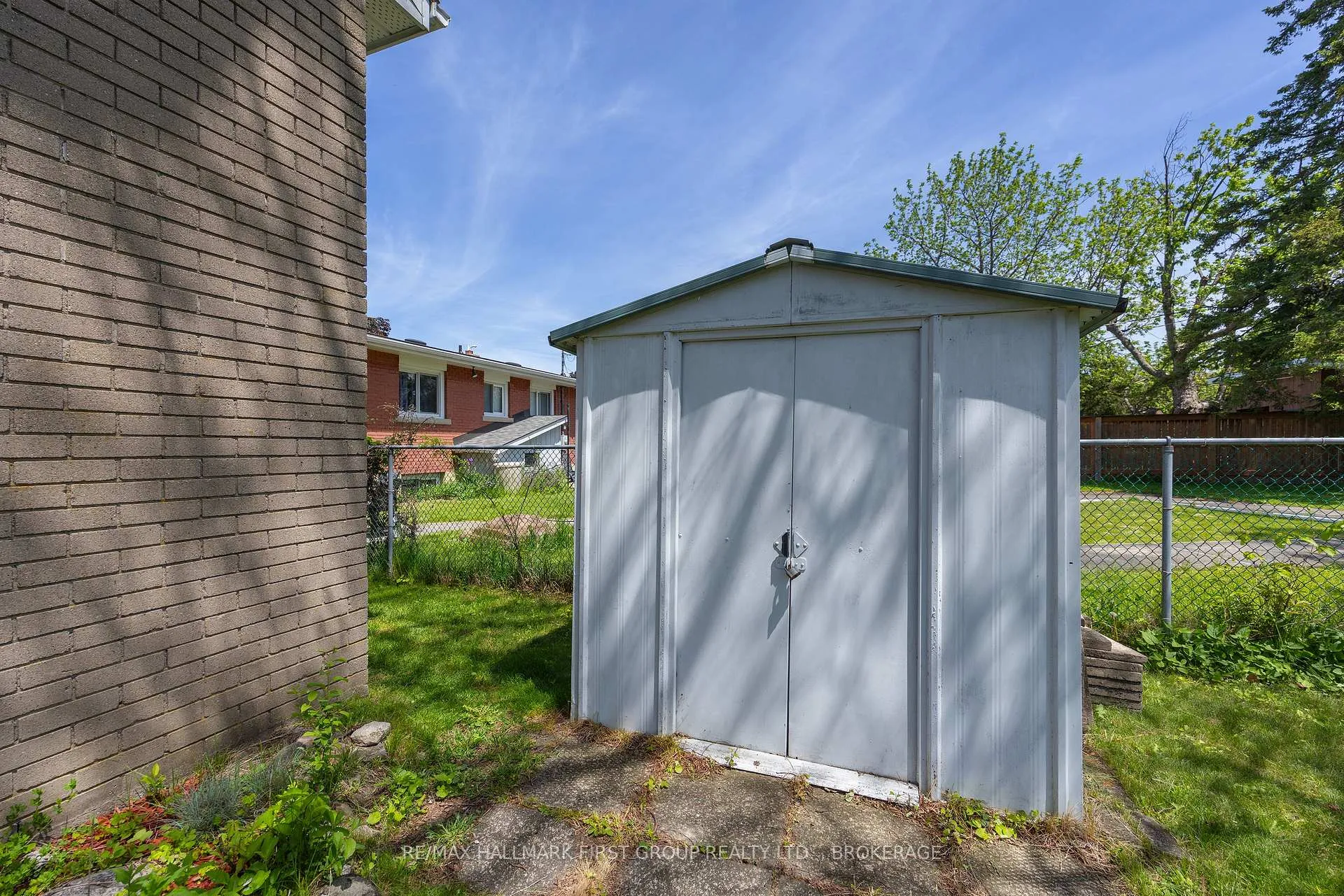 Photo 35 of 184 Kirkpatrick Street, Kingston, East of Sir John A. Blvd — HOMEH