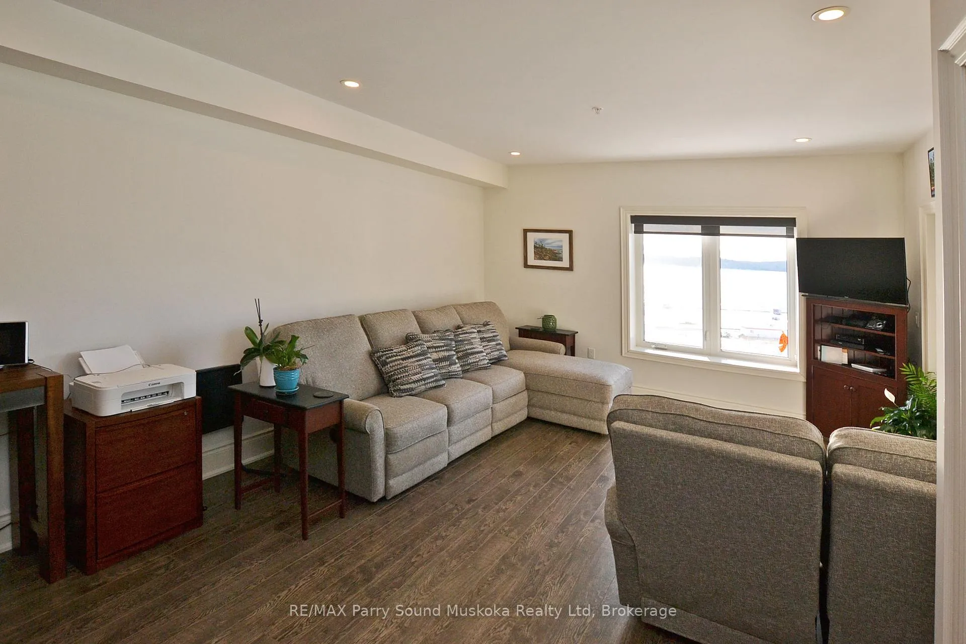 Photo 4 of 11C Salt Dock Road, Parry Sound — HOMEH