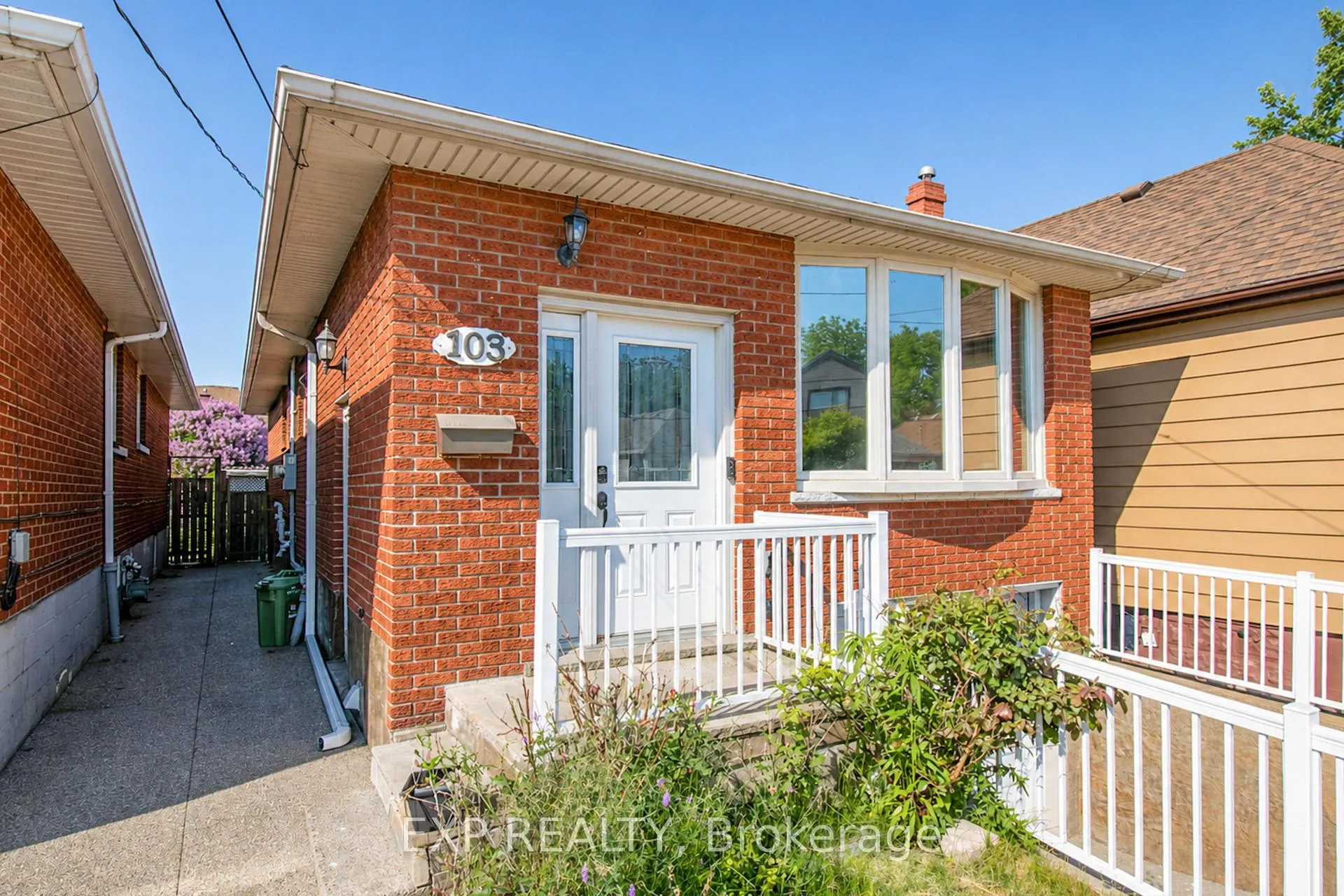Photo 2 of 103 Mcanulty Boulevard, Hamilton, Industrial Sector — HOMEH