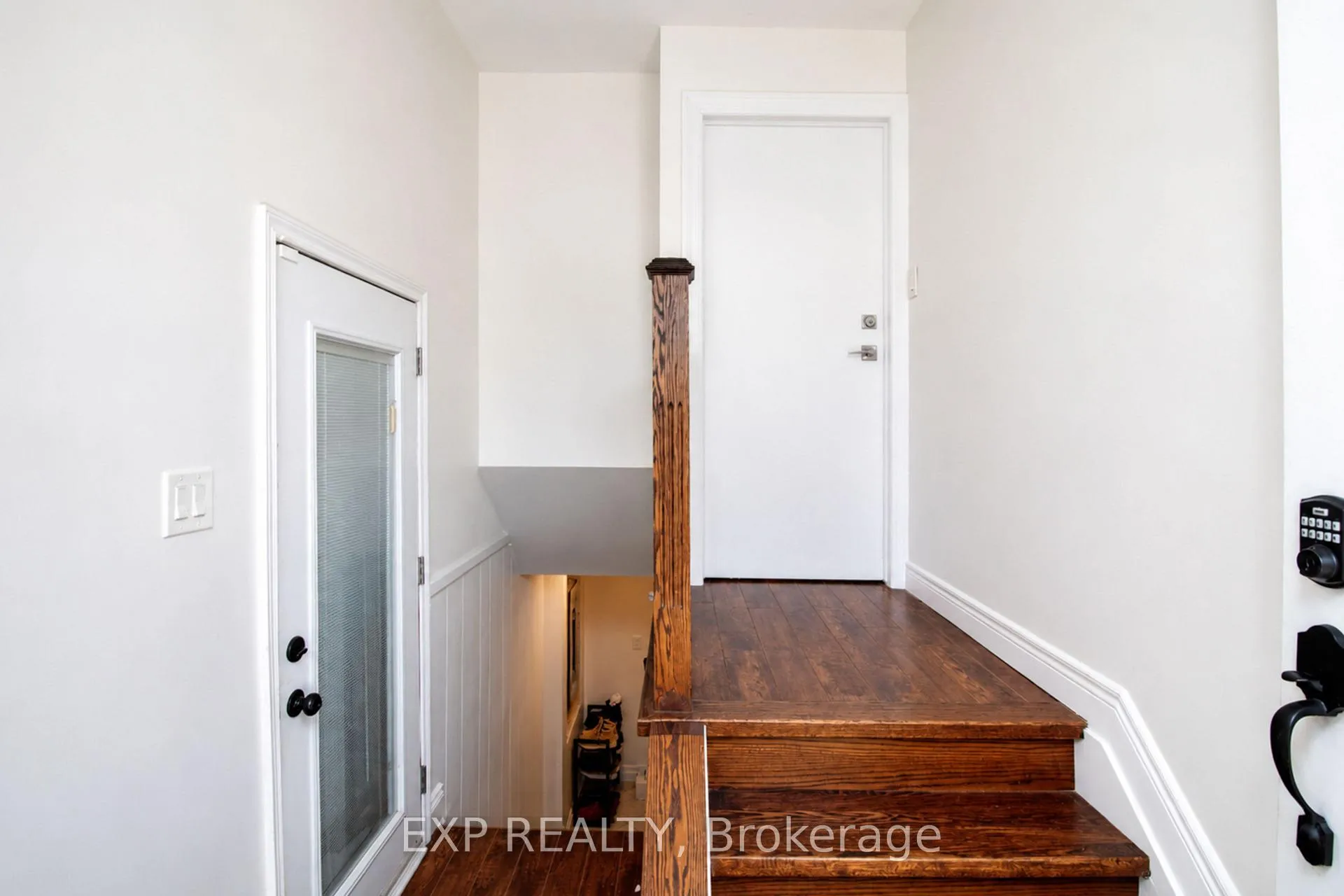 Photo 3 of 103 Mcanulty Boulevard, Hamilton, Industrial Sector — HOMEH