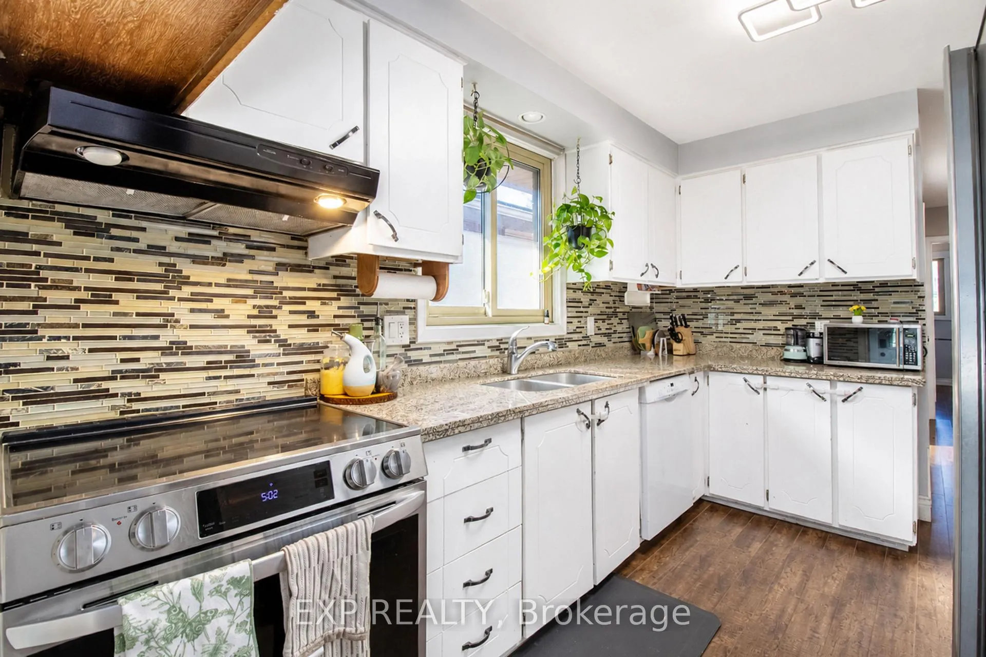 Photo 4 of 103 Mcanulty Boulevard, Hamilton, Industrial Sector — HOMEH