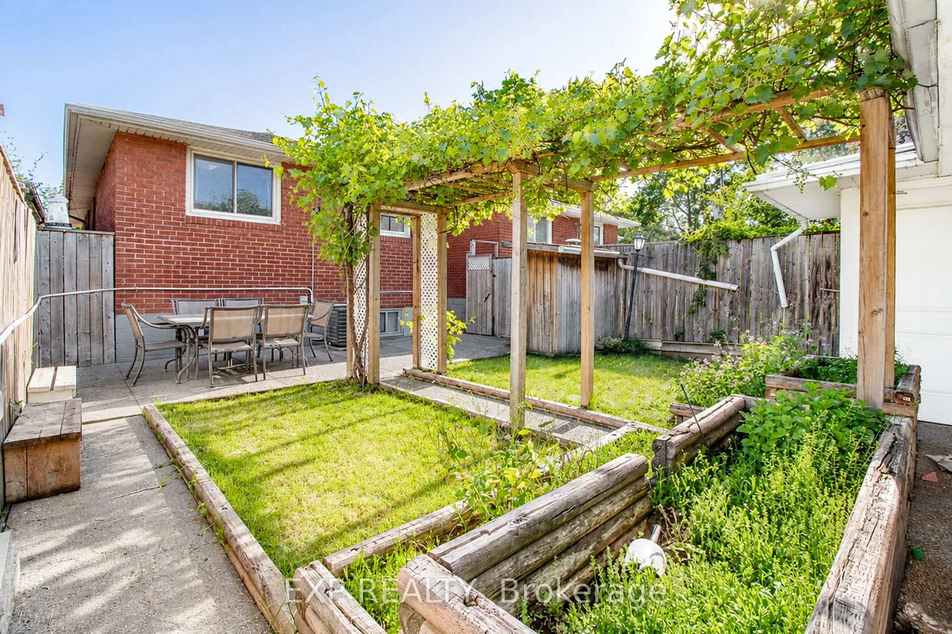 Photo 20 of 103 Mcanulty Boulevard, Hamilton, Industrial Sector — HOMEH