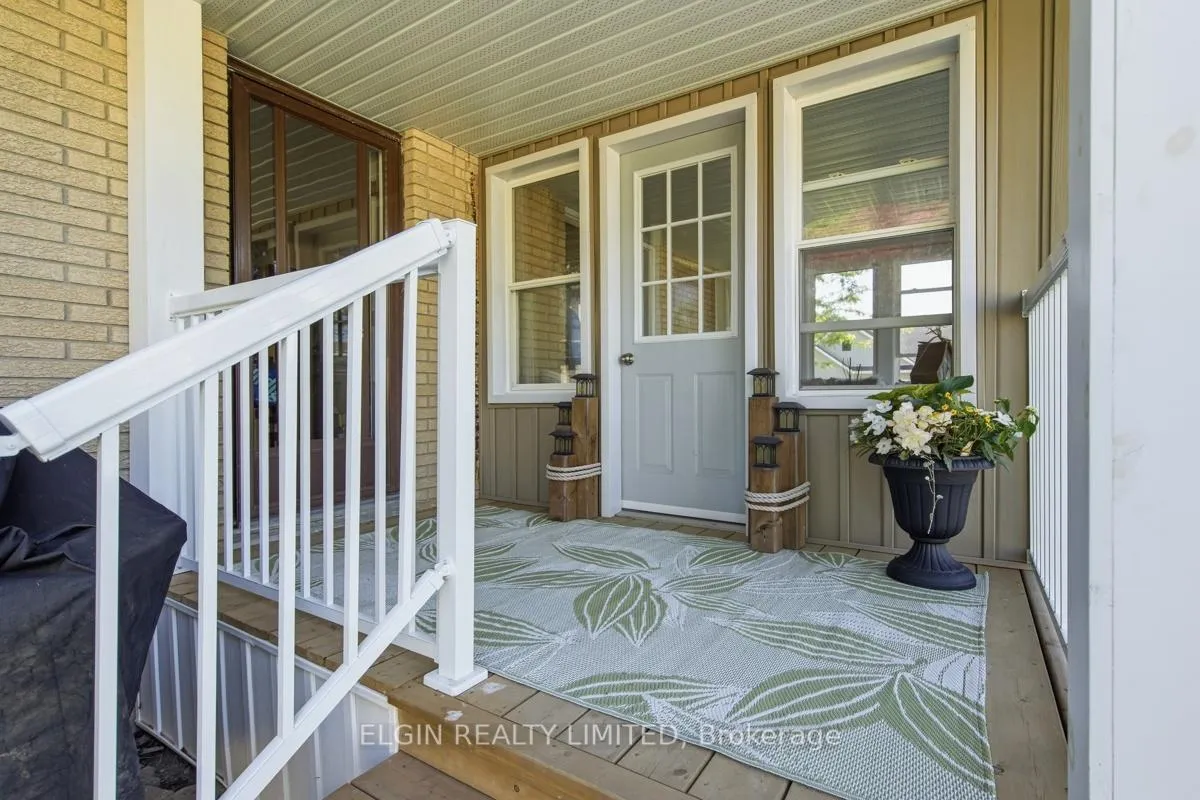 Photo 6 of 9022 Iona Road, Southwold, Iona — HOMEH