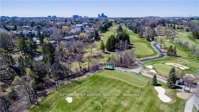 Photo 3 of 18 Mill Street, Vaughan, Uplands — HOMEH