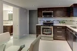 Photo 2 of Unit 4, 32 College View Avenue, Toronto, Yonge-Eglinton — HOMEH