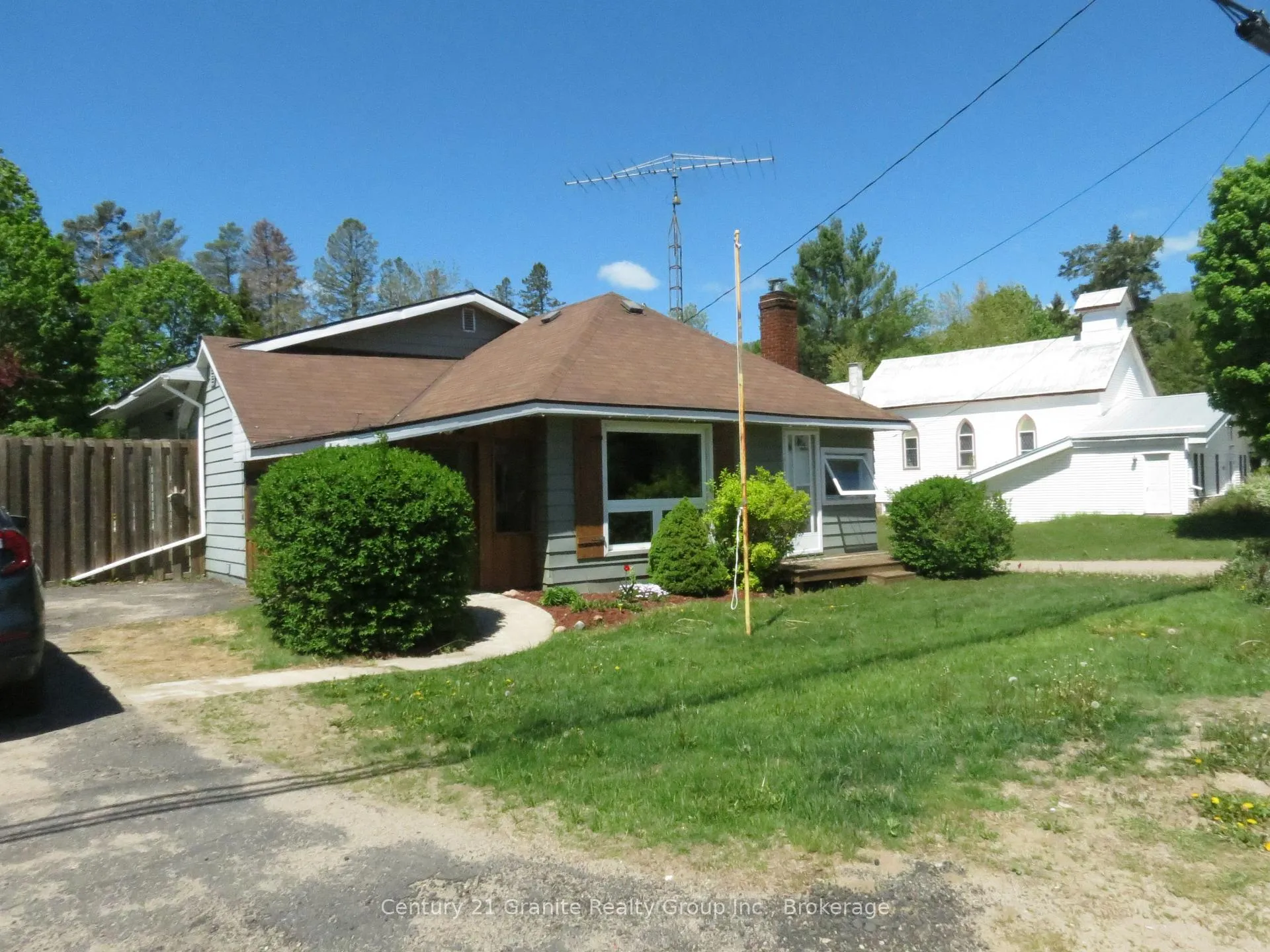 Front of 2315 Loop Road