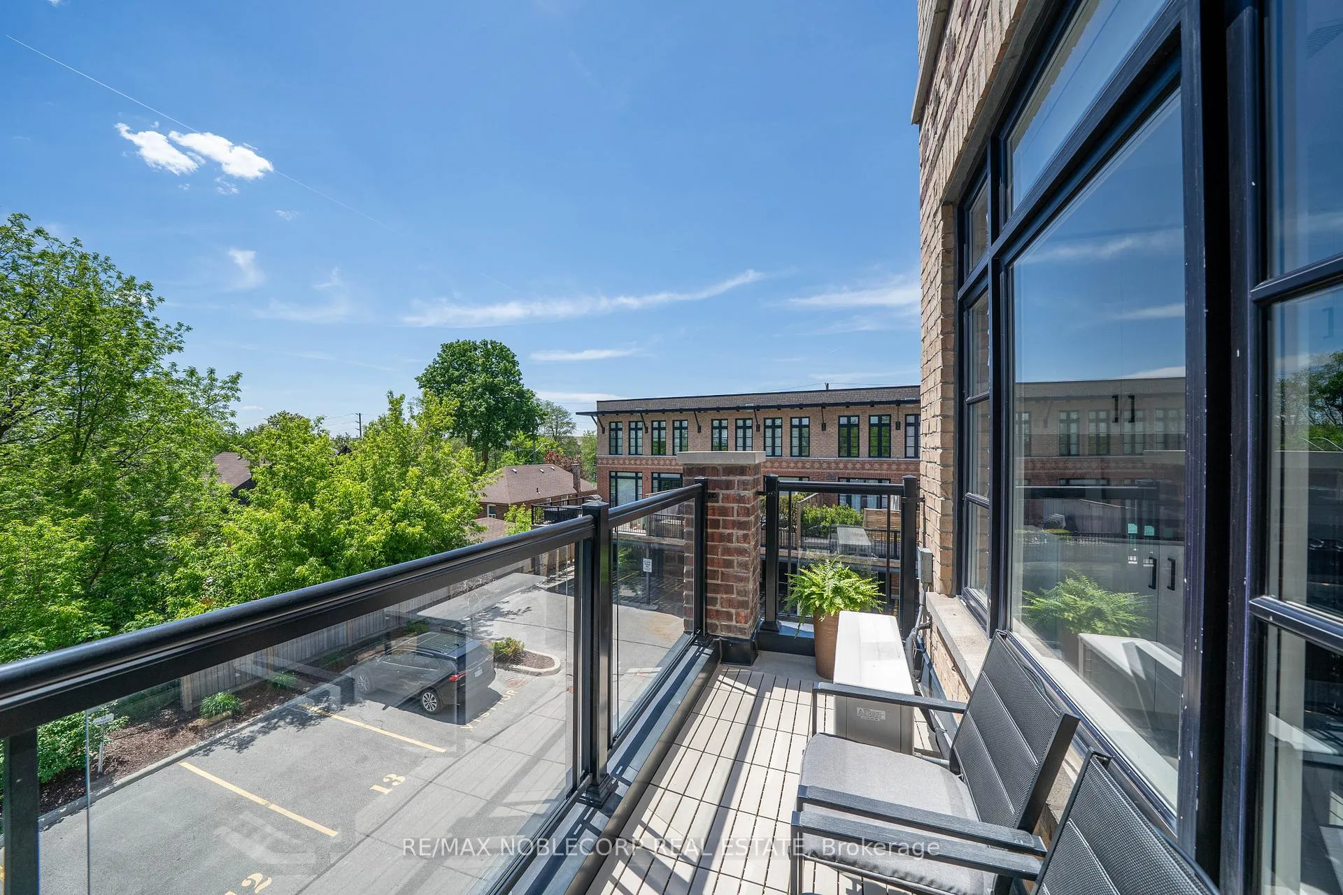 Photo 12 of Unit 40, 8167 Kipling Avenue, Vaughan, West Woodbridge — HOMEH