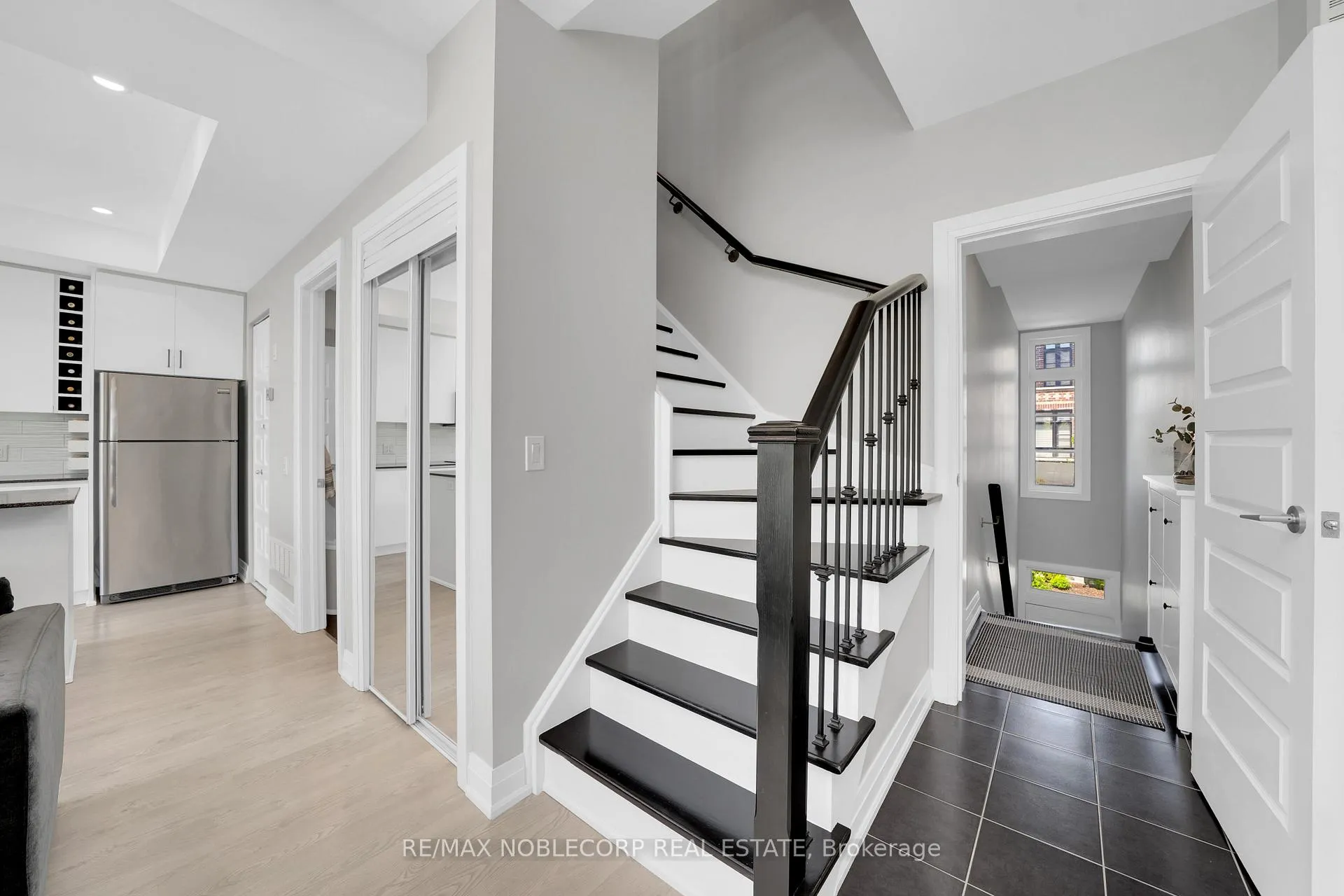 Photo 24 of Unit 40, 8167 Kipling Avenue, Vaughan, West Woodbridge — HOMEH