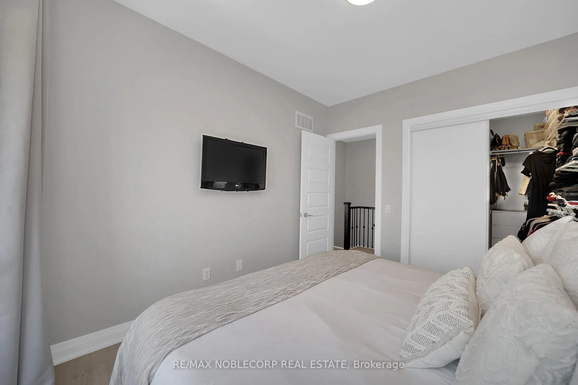 Photo 30 of Unit 40, 8167 Kipling Avenue, Vaughan, West Woodbridge — HOMEH