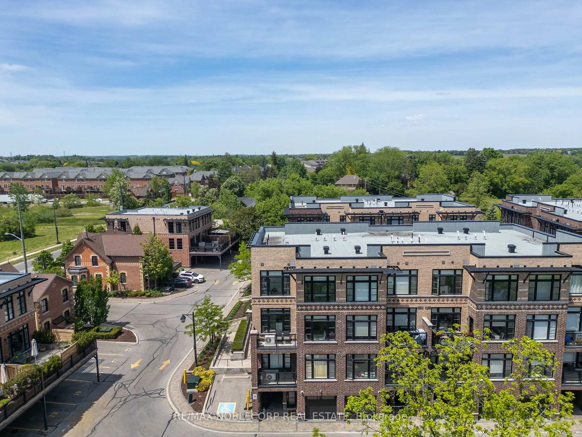 Photo 37 of Unit 40, 8167 Kipling Avenue, Vaughan, West Woodbridge — HOMEH