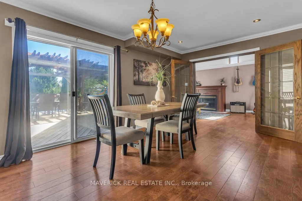 Photo 8 of 6 Bonnie Place, St. Thomas — HOMEH