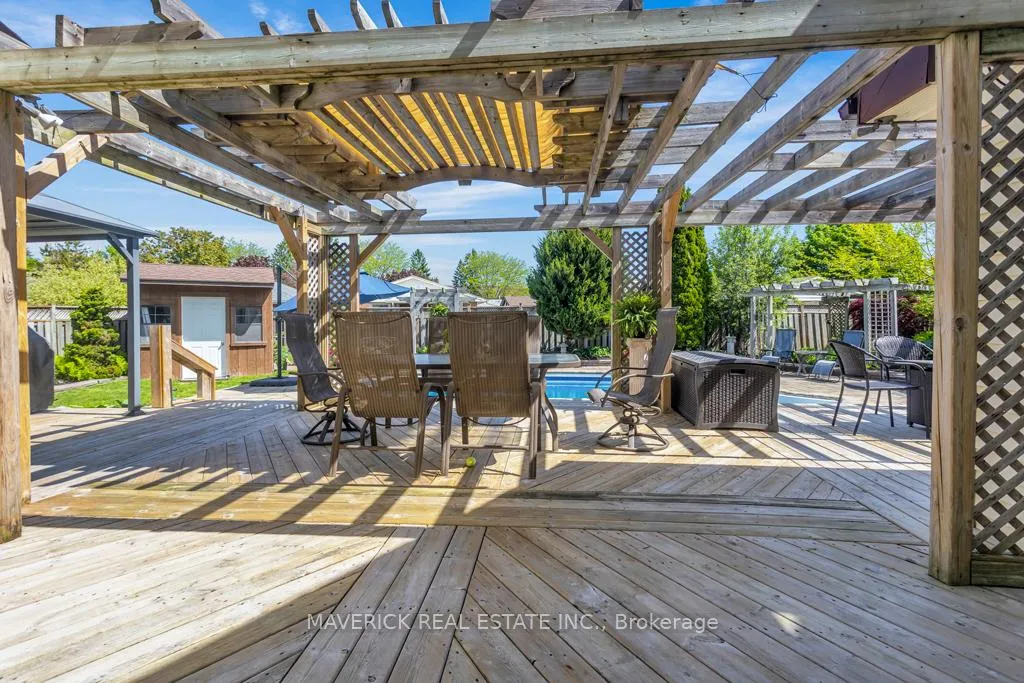 Photo 34 of 6 Bonnie Place, St. Thomas — HOMEH