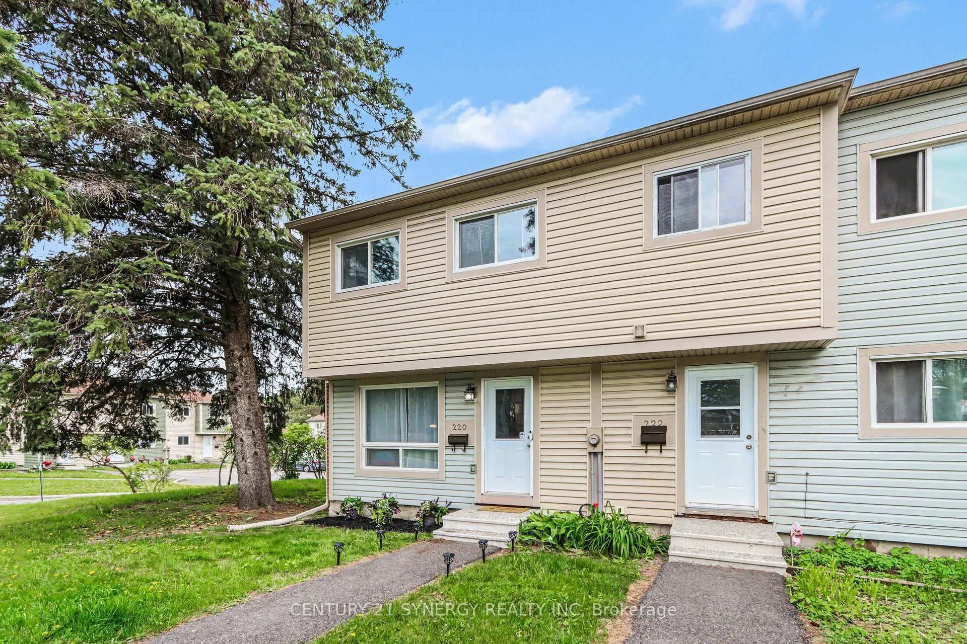 Photo 2 of 220 Millroad Way, Ottawa, Chatelaine Village — HOMEH