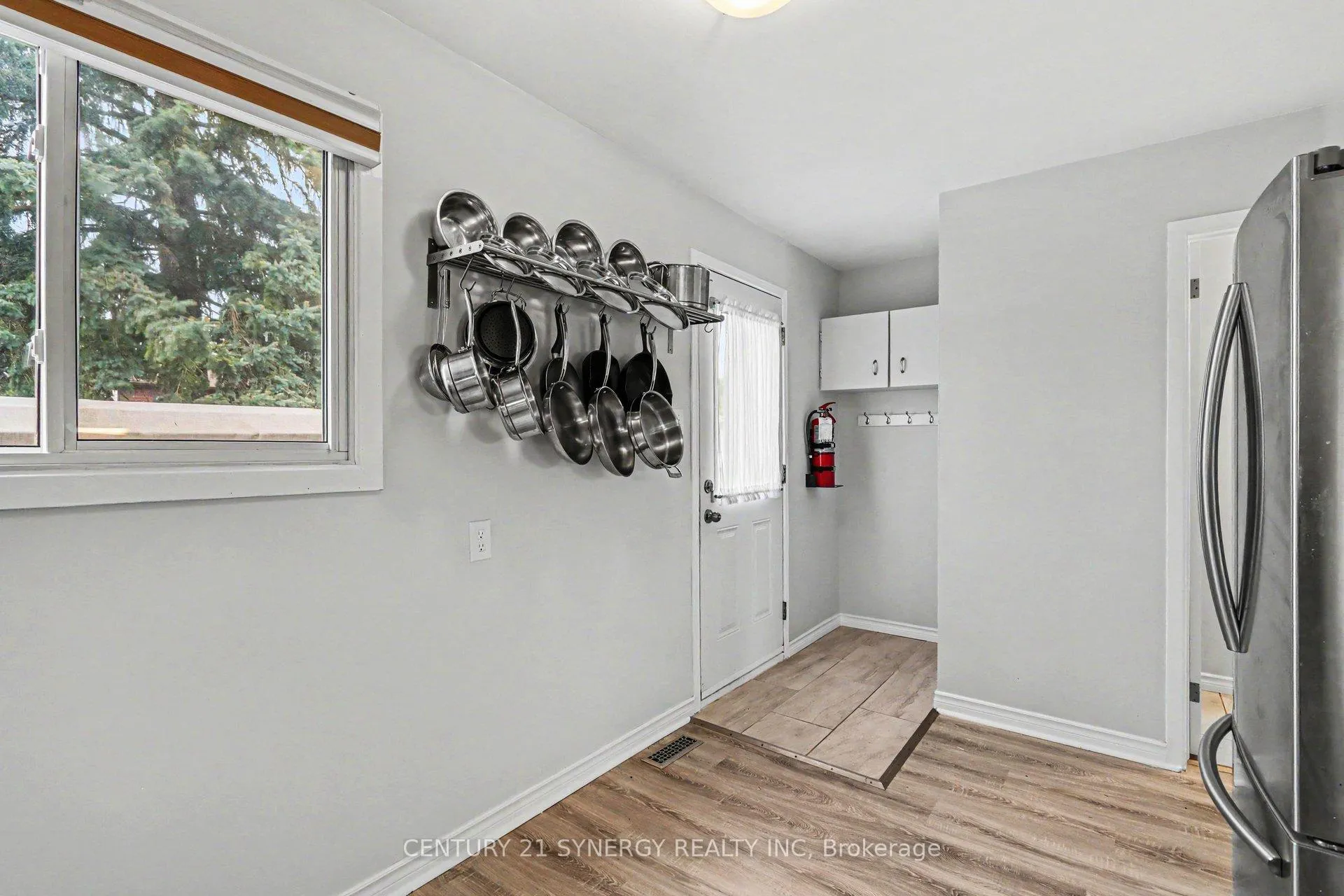 Photo 6 of 220 Millroad Way, Ottawa, Chatelaine Village — HOMEH