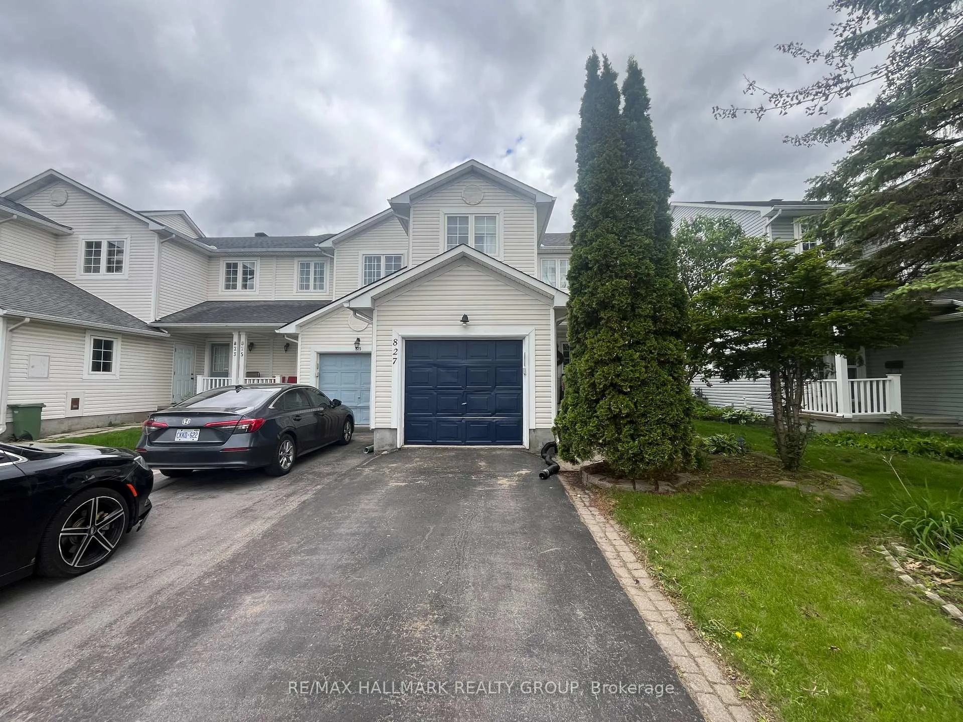 Photo 1 of 827 Como Crescent, Ottawa, Fallingbrook/Pineridge — HOMEH