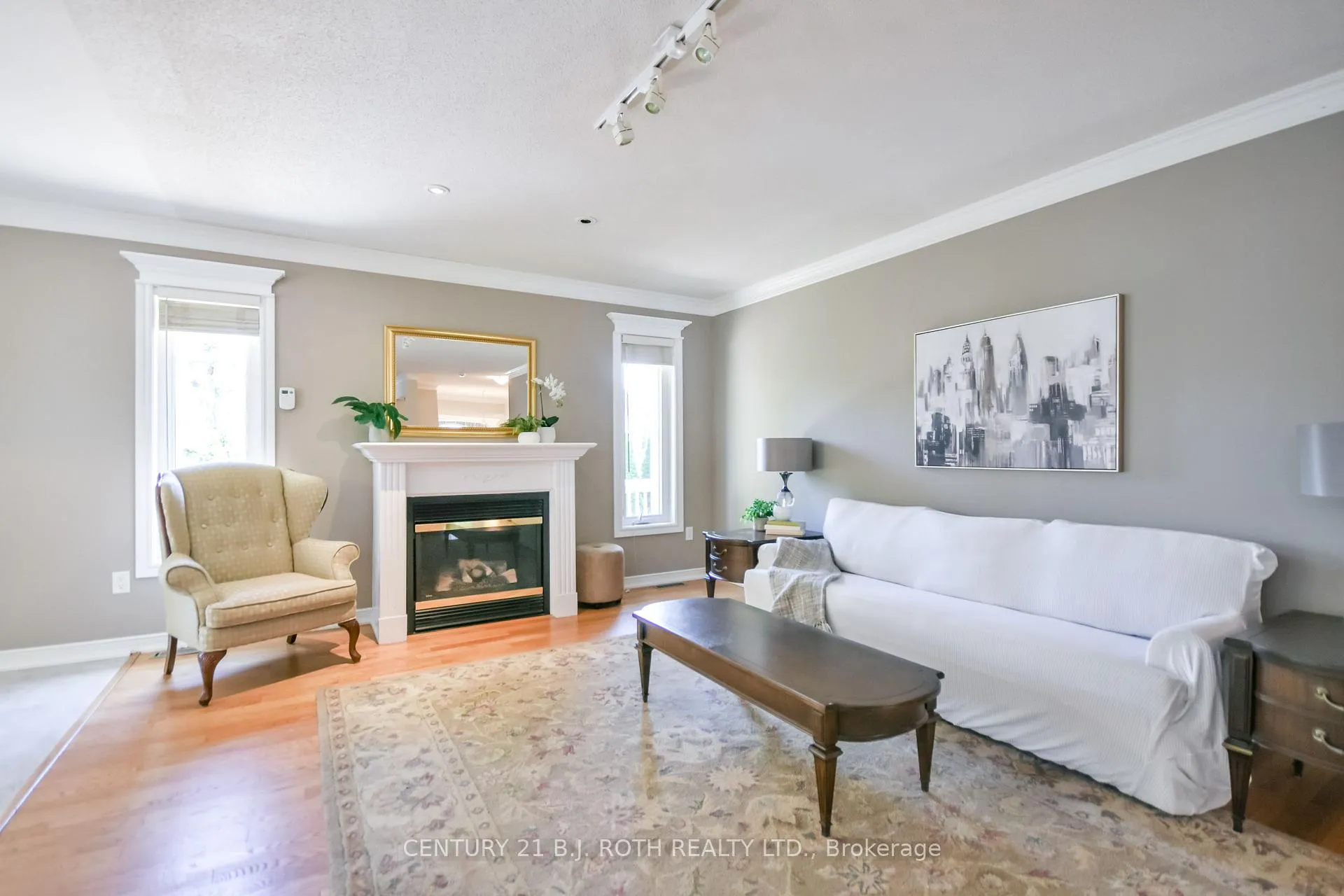 Photo 11 of 112 Silver Birch Avenue, Wasaga Beach — HOMEH