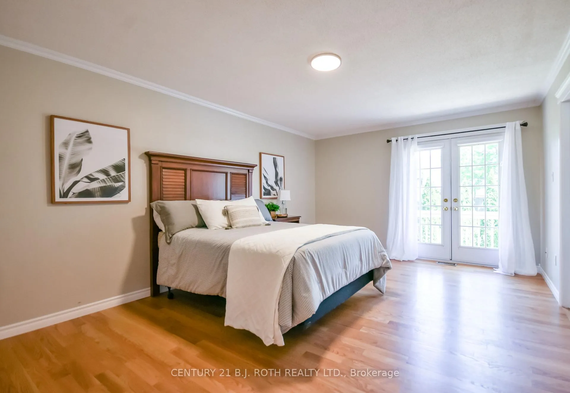 Photo 18 of 112 Silver Birch Avenue, Wasaga Beach — HOMEH