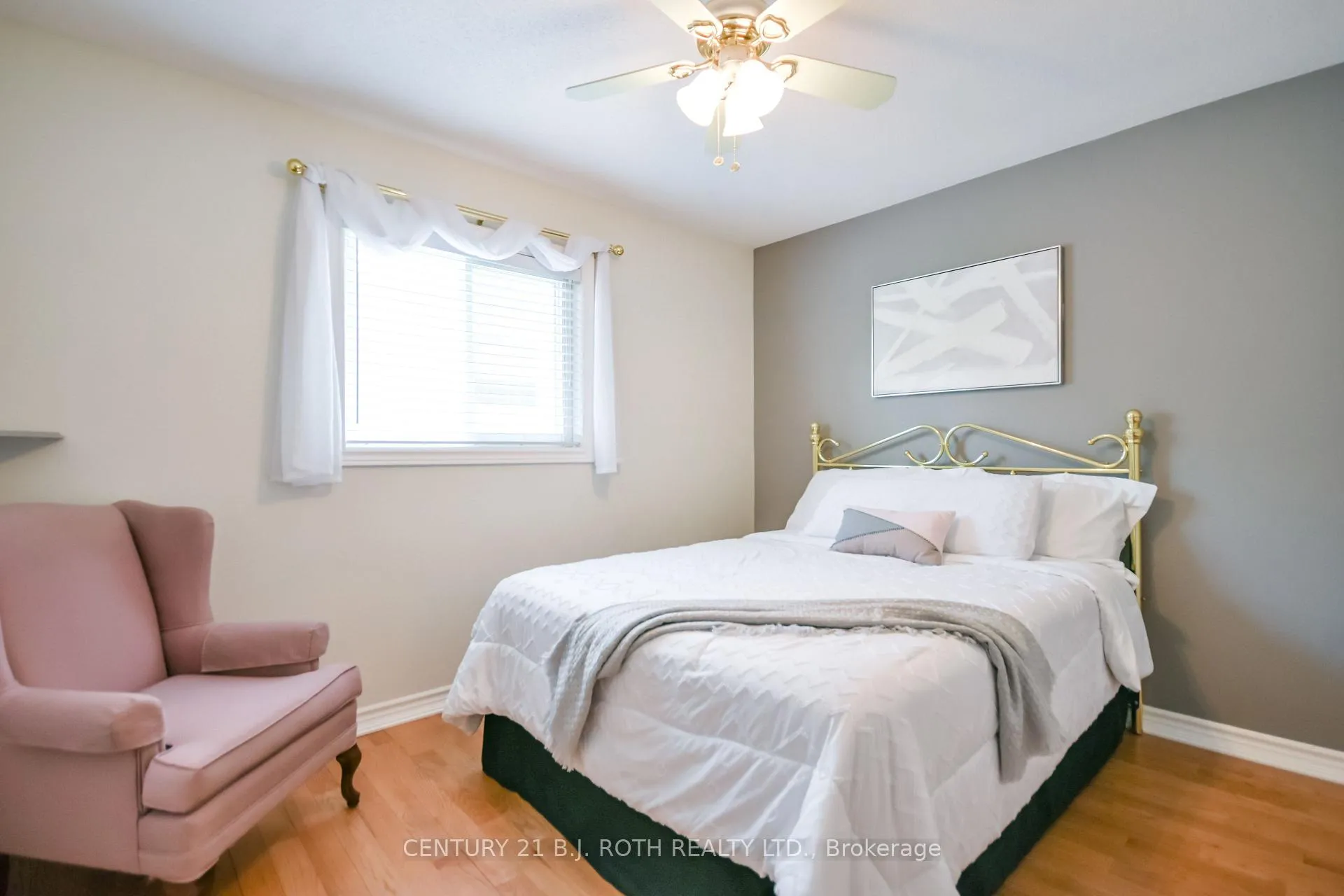 Photo 23 of 112 Silver Birch Avenue, Wasaga Beach — HOMEH