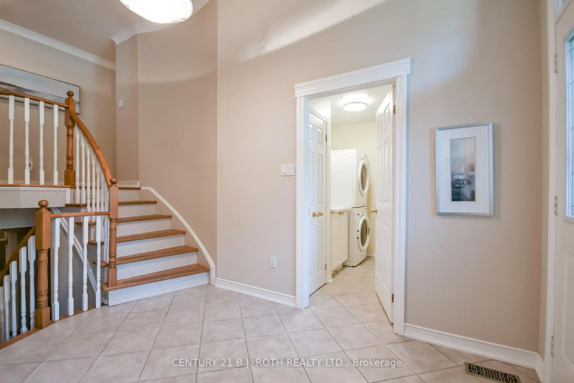 Photo 25 of 112 Silver Birch Avenue, Wasaga Beach — HOMEH
