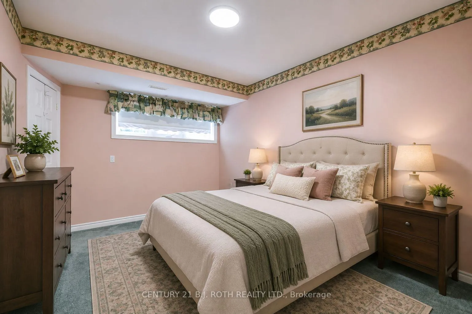 Photo 32 of 112 Silver Birch Avenue, Wasaga Beach — HOMEH