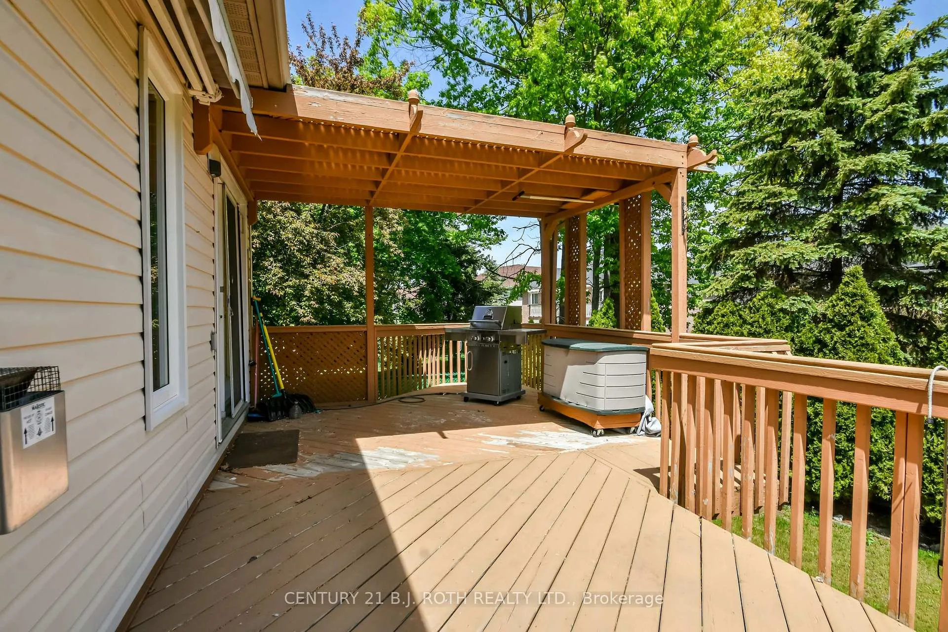 Photo 37 of 112 Silver Birch Avenue, Wasaga Beach — HOMEH