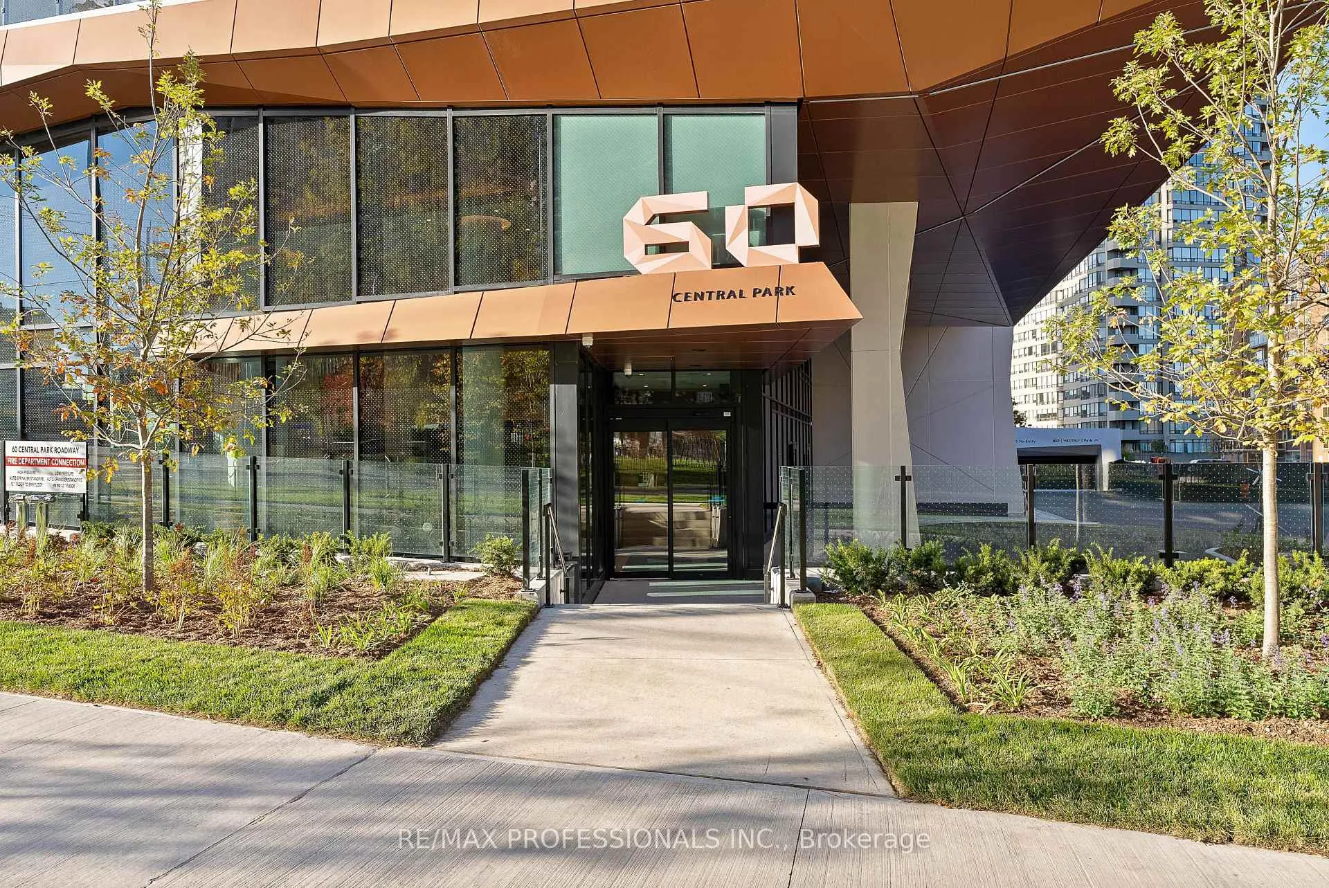 Photo 3 of Unit 2002, 60 Central Park Roadway, Etobicoke, Islington-City Centre West — HOMEH