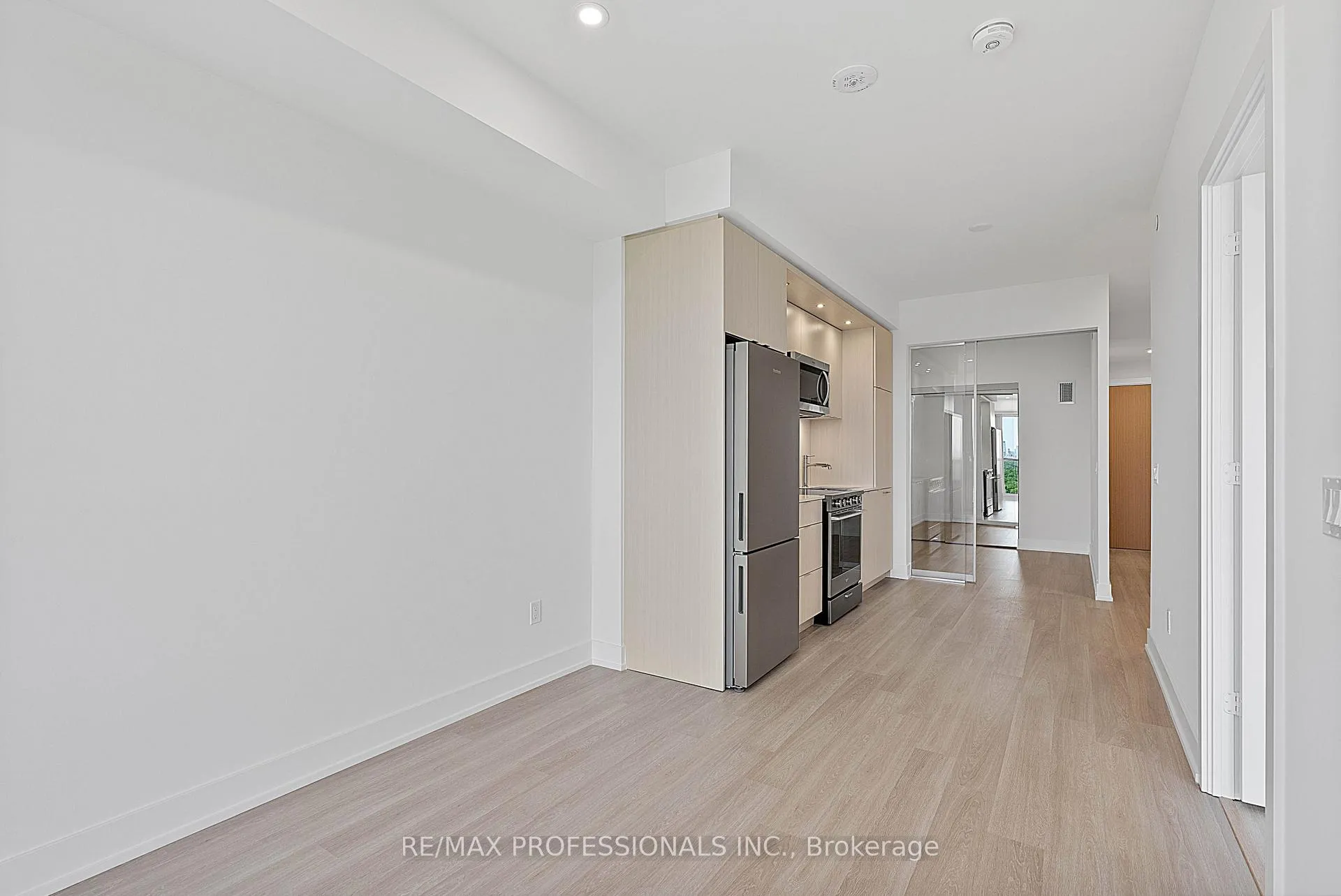 Photo 18 of Unit 2002, 60 Central Park Roadway, Etobicoke, Islington-City Centre West — HOMEH