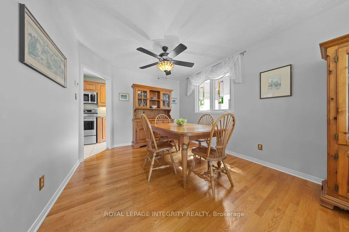 Photo 7 of 30 Biscayne Crescent, Ottawa, Borden Farm/Stewart Farm/Carleton Heights/Parkwood Hills — HOMEH
