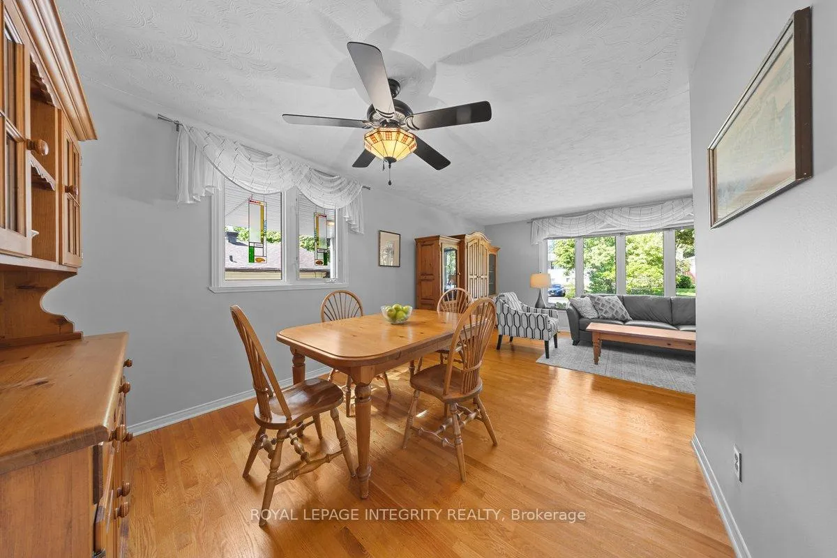 Photo 8 of 30 Biscayne Crescent, Ottawa, Borden Farm/Stewart Farm/Carleton Heights/Parkwood Hills — HOMEH